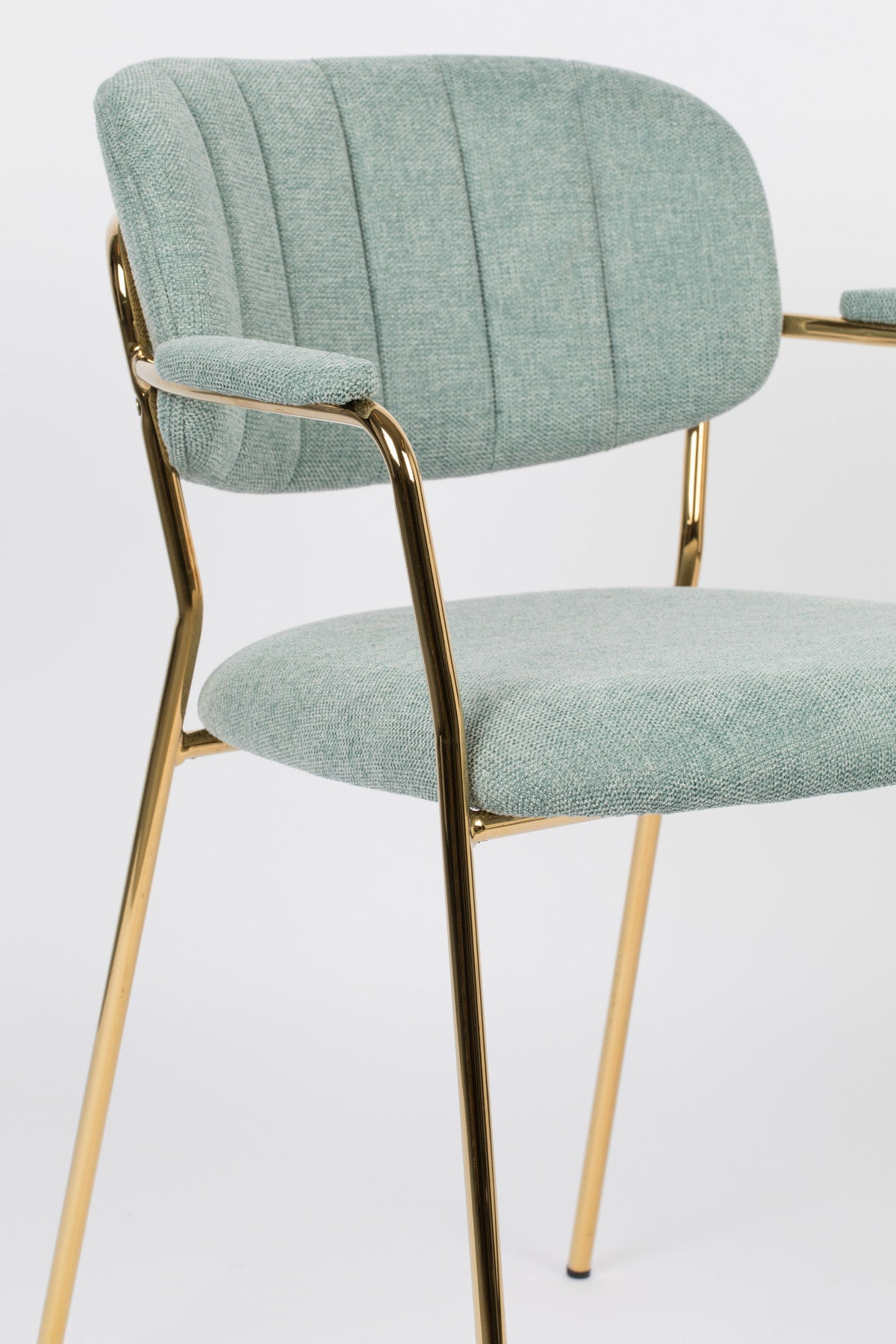 Armlehnstuhl Jolien gepolstert in Gold/Hellgrün präsentiert im Onlineshop von KAQTU Design AG. Stuhl mit Armlehne ist von White Label Living