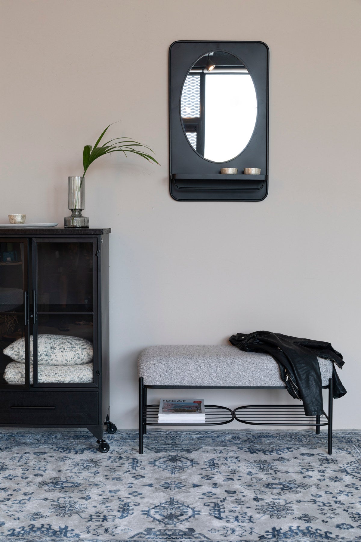 Bank MILOU in Grau präsentiert im Onlineshop von KAQTU Design AG. Sitzbank ist von White Label Living