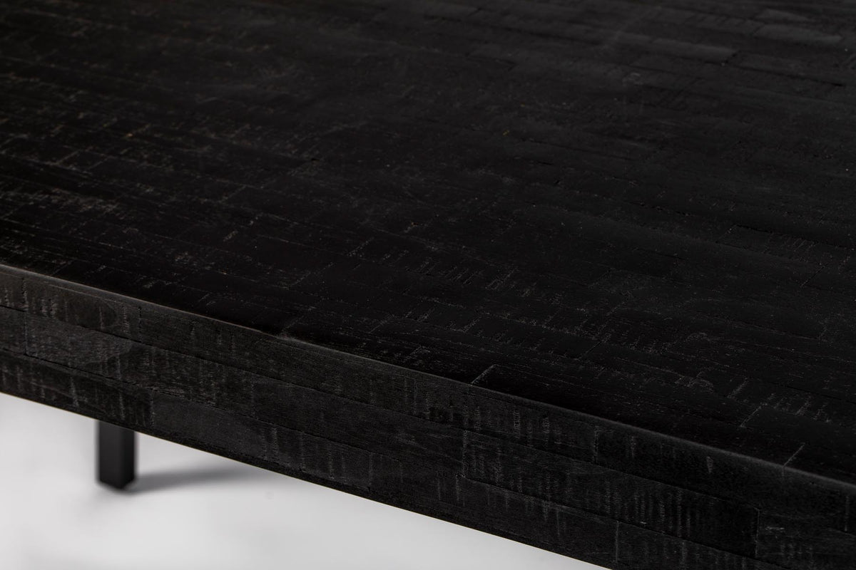 Tisch Suri in Schwarz präsentiert im Onlineshop von KAQTU Design AG. Esstisch ist von White Label Living