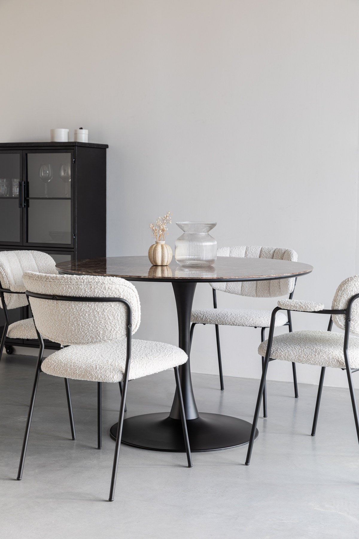Tisch  MARU BROWN in Braun präsentiert im Onlineshop von KAQTU Design AG. Esstisch ist von White Label Living