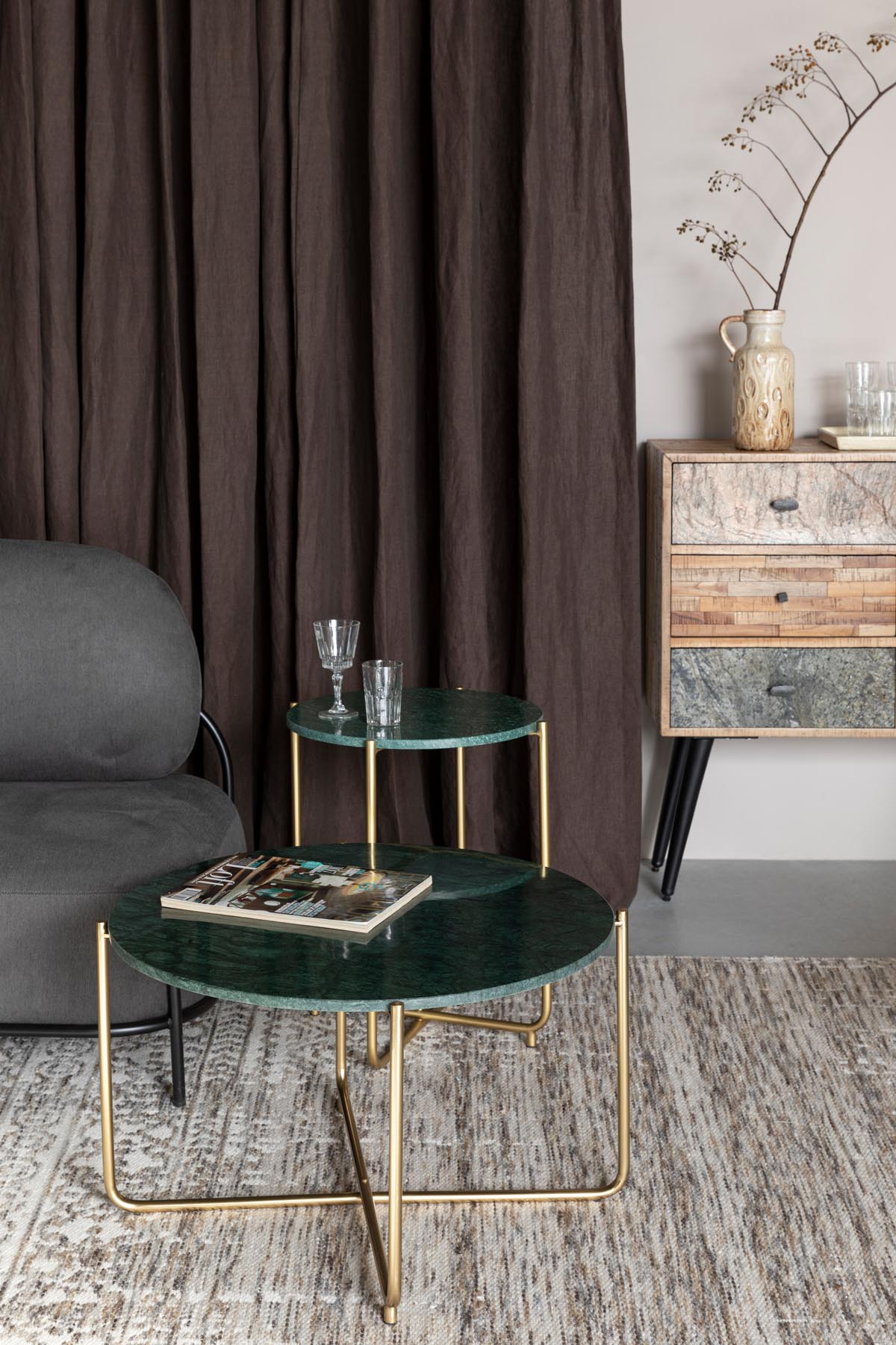 Beistelltisch TIMPA MARBLE in Grün präsentiert im Onlineshop von KAQTU Design AG. Couchtisch ist von White Label Living