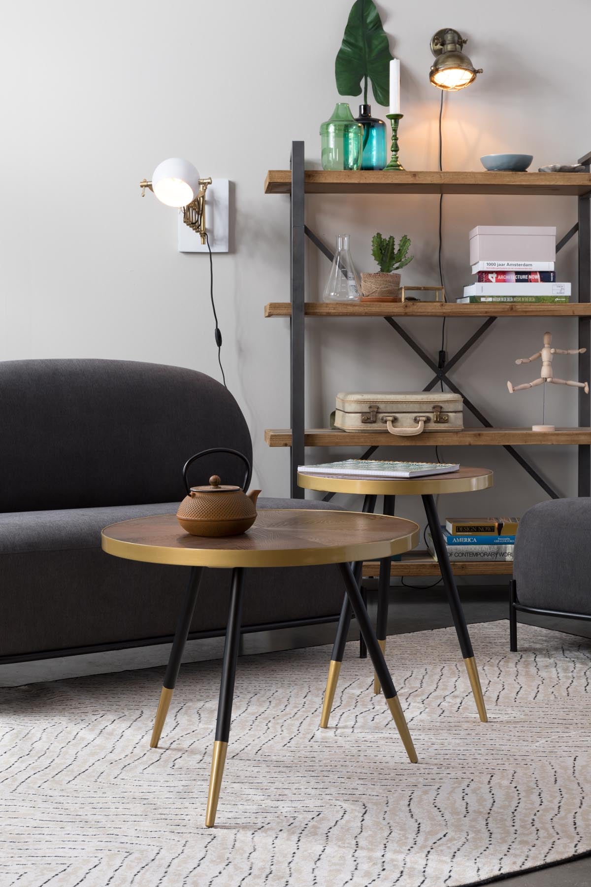 Beistelltisch DENISE in Holz/Schwarz/Gold präsentiert im Onlineshop von KAQTU Design AG. Beistelltisch ist von White Label Living