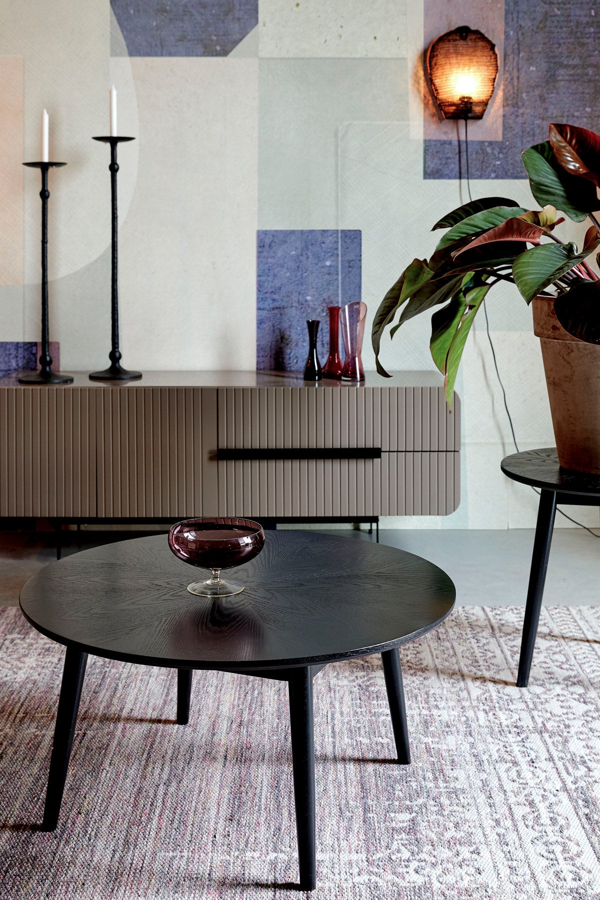 Beistelltisch Fabio in Schwarz präsentiert im Onlineshop von KAQTU Design AG. Couchtisch ist von White Label Living