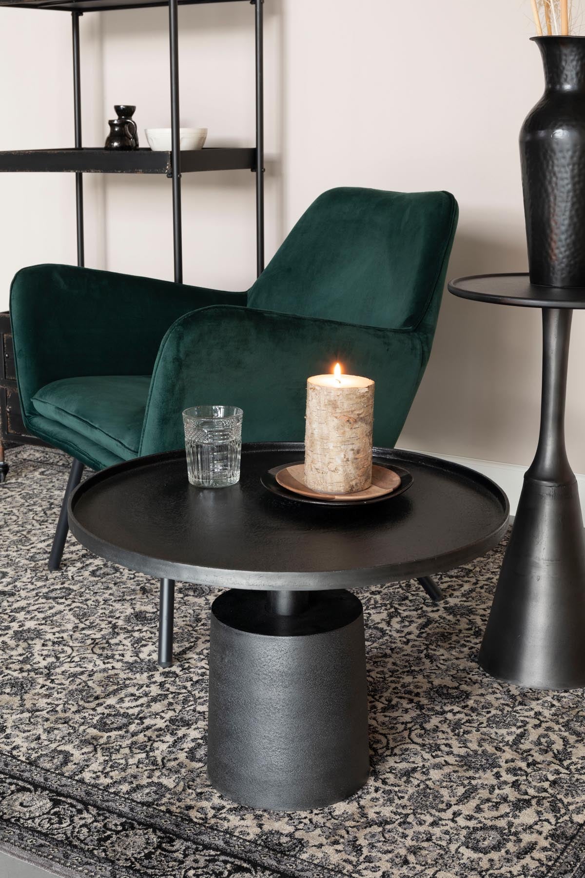 Beistelltisch MASON in Schwarz präsentiert im Onlineshop von KAQTU Design AG. Couchtisch ist von White Label Living