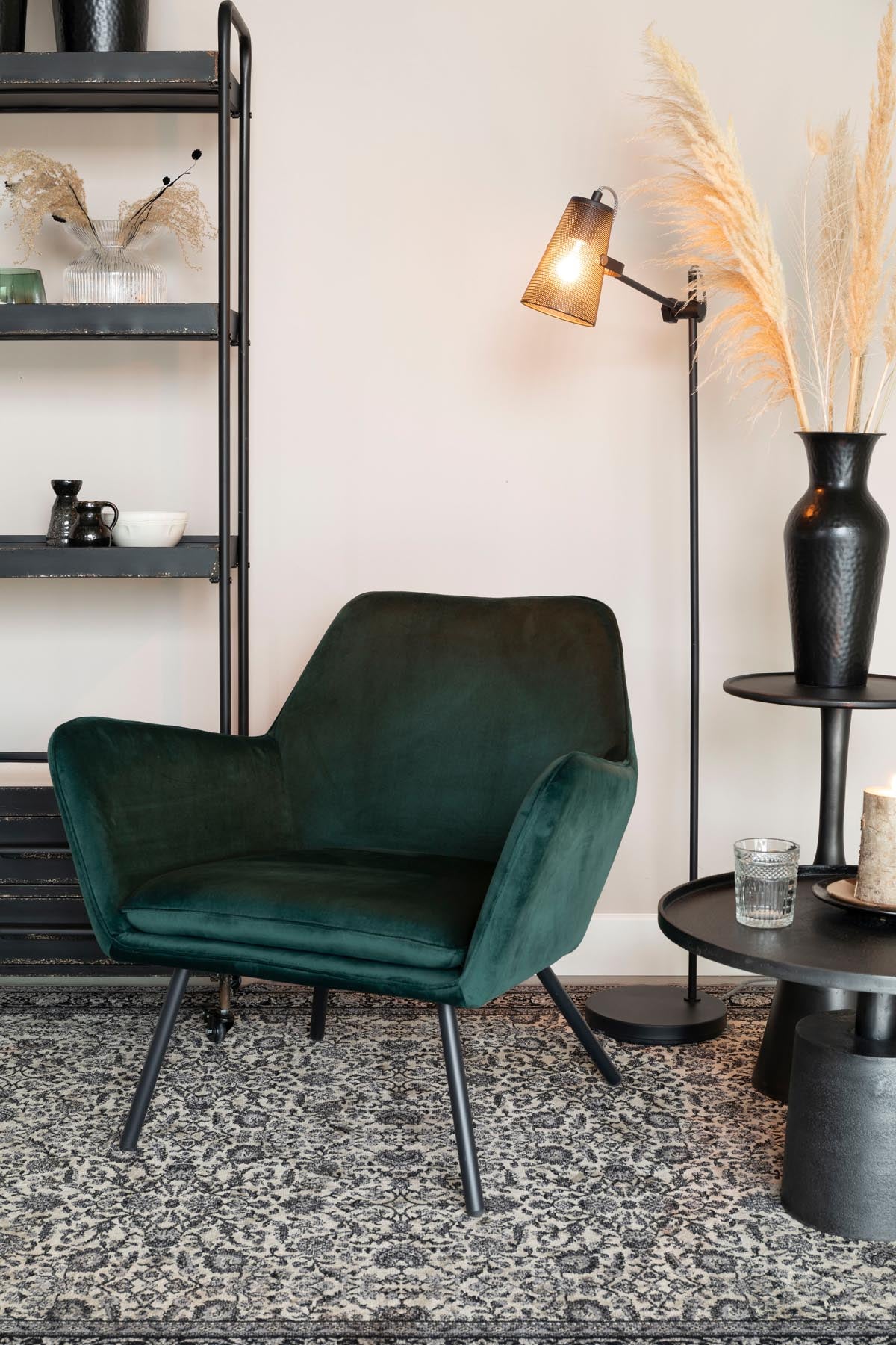Beistelltisch MASON in Schwarz präsentiert im Onlineshop von KAQTU Design AG. Couchtisch ist von White Label Living