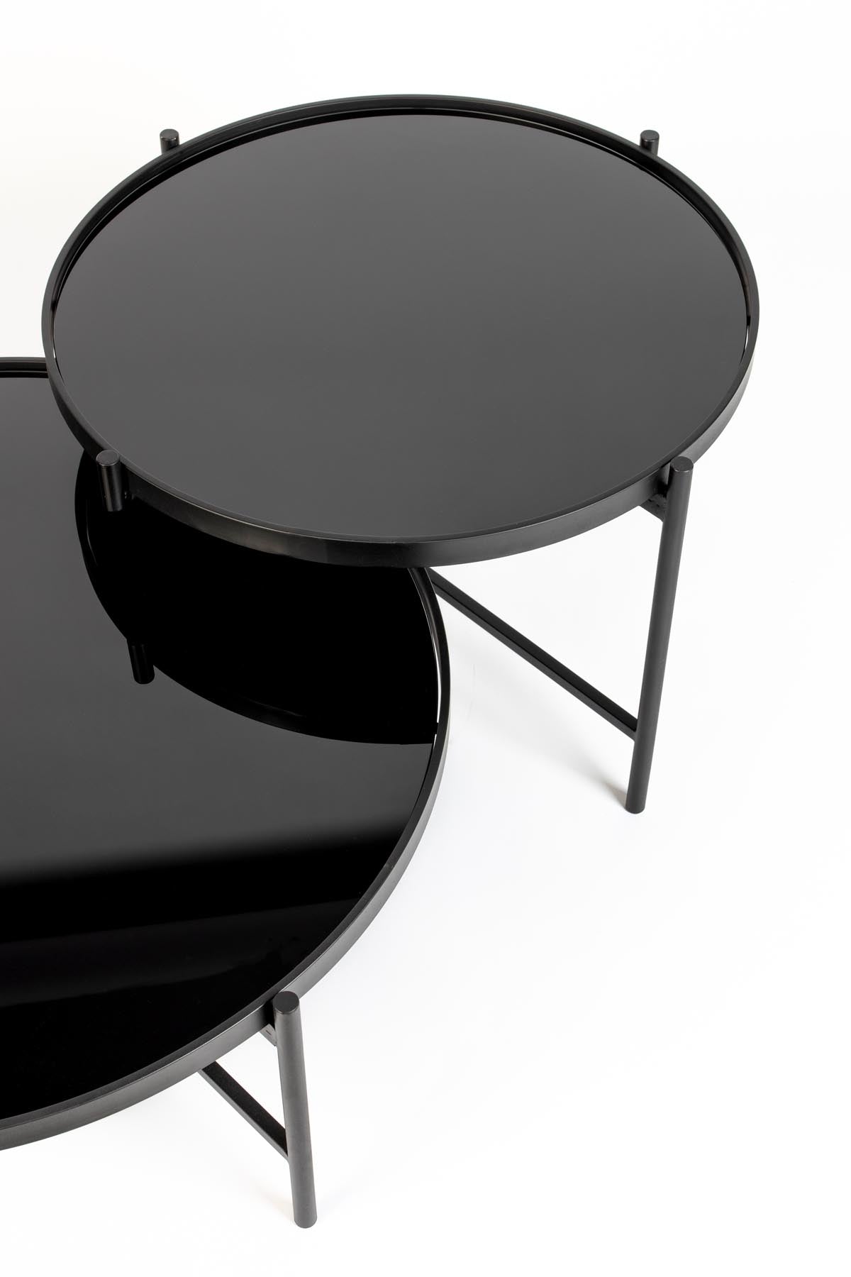 Beistelltisch LI in Schwarz präsentiert im Onlineshop von KAQTU Design AG. Couchtisch ist von White Label Living