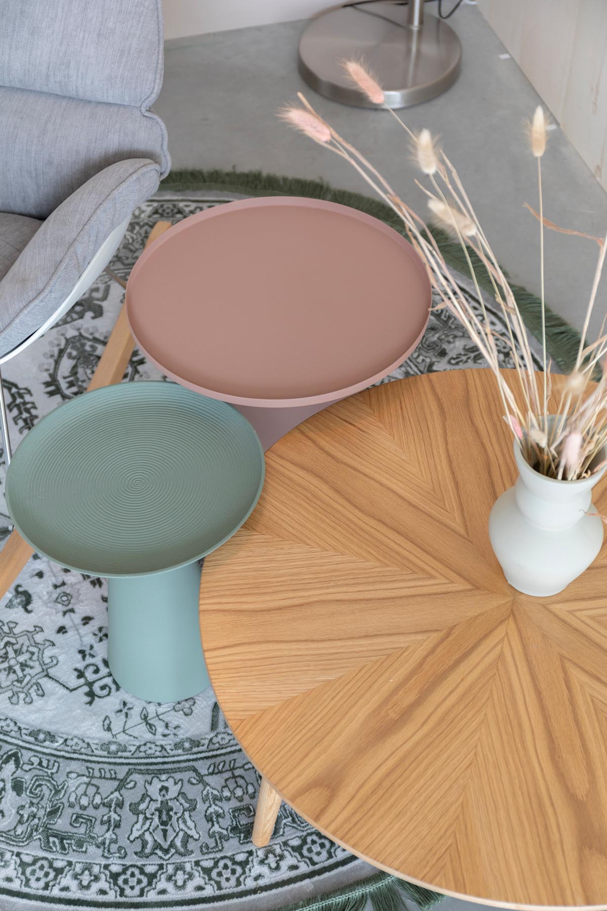 Beistelltisch Ringar in Grün präsentiert im Onlineshop von KAQTU Design AG. Beistelltisch ist von White Label Living