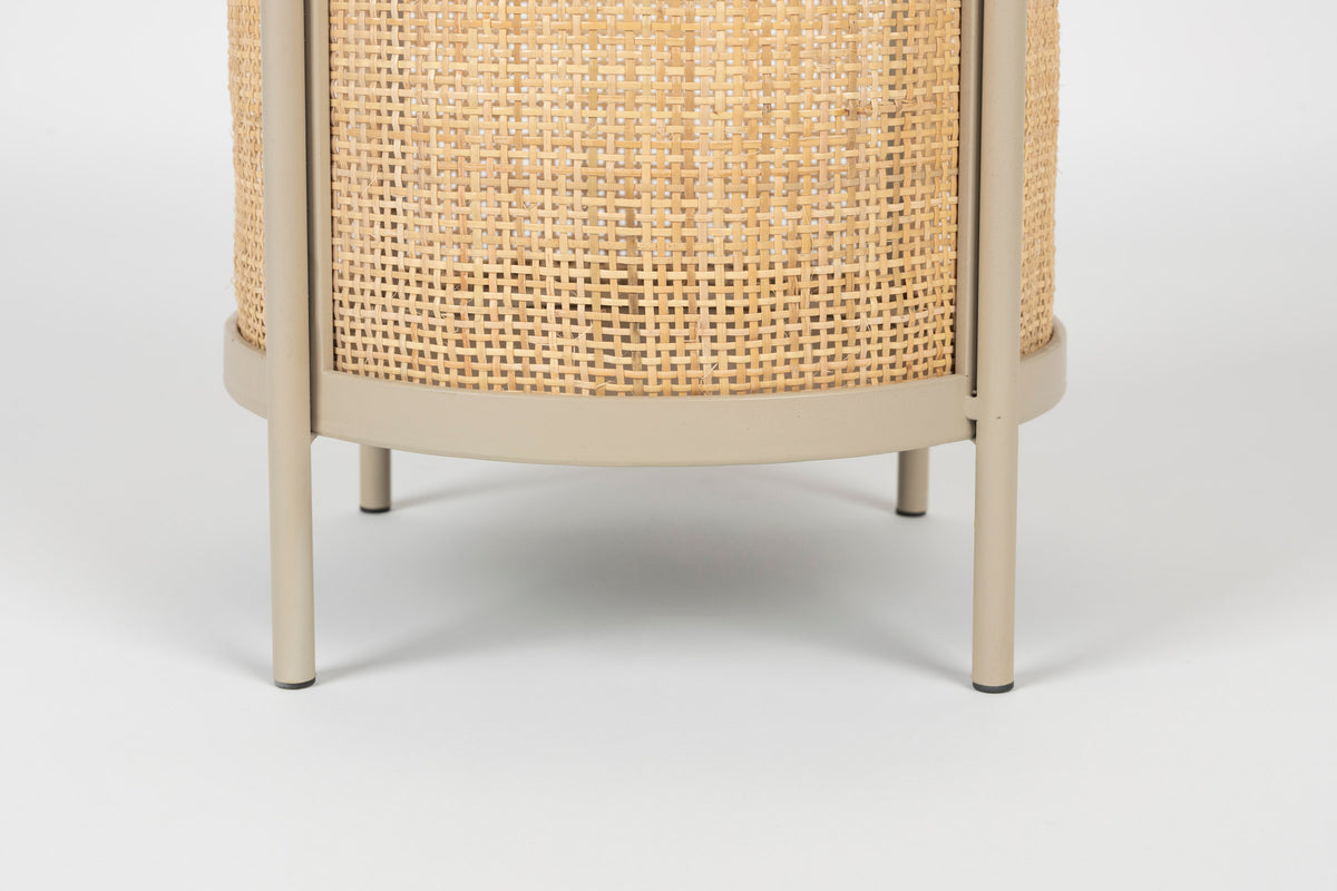 Beistelltisch MAKOTO in Sand präsentiert im Onlineshop von KAQTU Design AG. Couchtisch ist von White Label Living