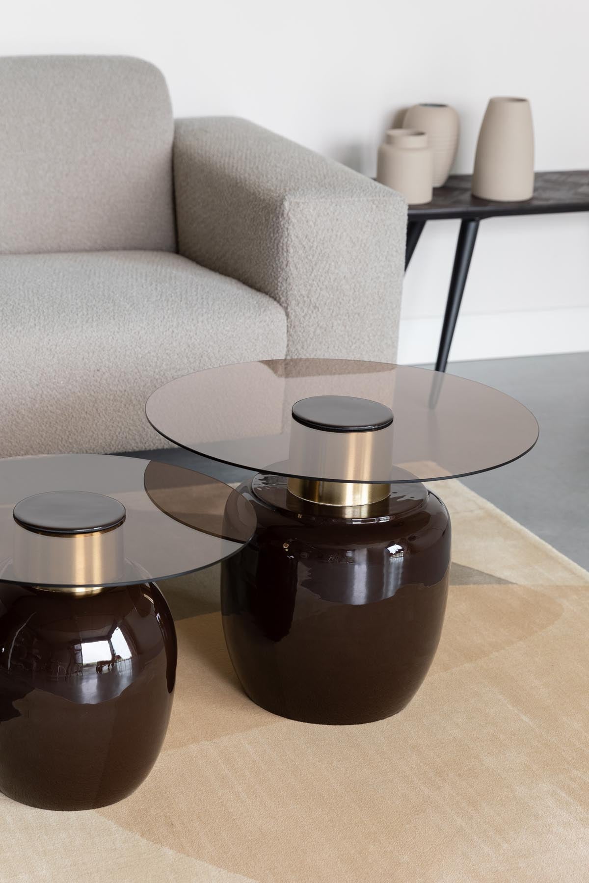 Mohra Beistelltisch L in beige präsentiert im Onlineshop von KAQTU Design AG. Couchtisch ist von White Label Living
