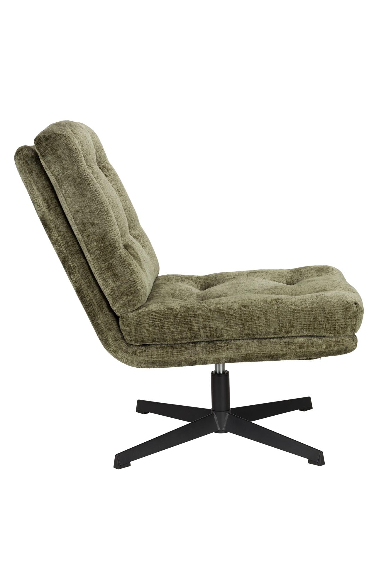 Der Kai Sessel von White Label Living kombiniert modernes Design mit Komfort, ideal für stilvolle Wohnräume.