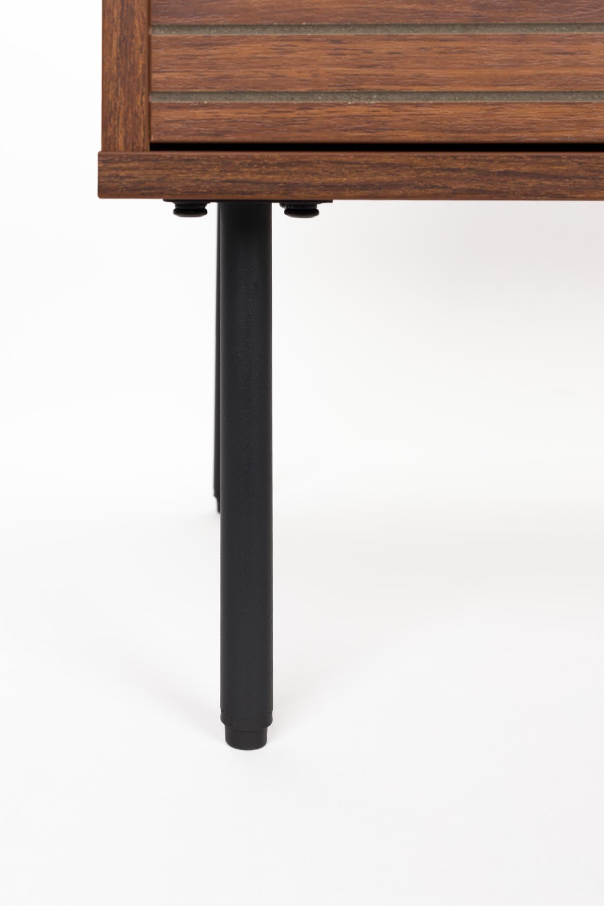 Sideboard Streifen Hoch in Braun präsentiert im Onlineshop von KAQTU Design AG. High-Sideboard ist von White Label Living