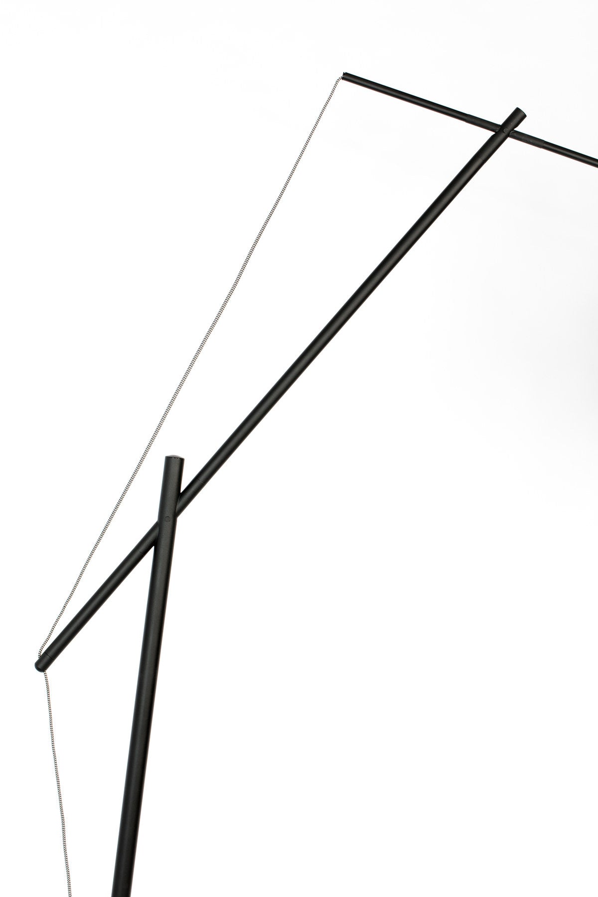 Stehleuchte TOKIO in Schwarz präsentiert im Onlineshop von KAQTU Design AG. Stehleuchte ist von White Label Living