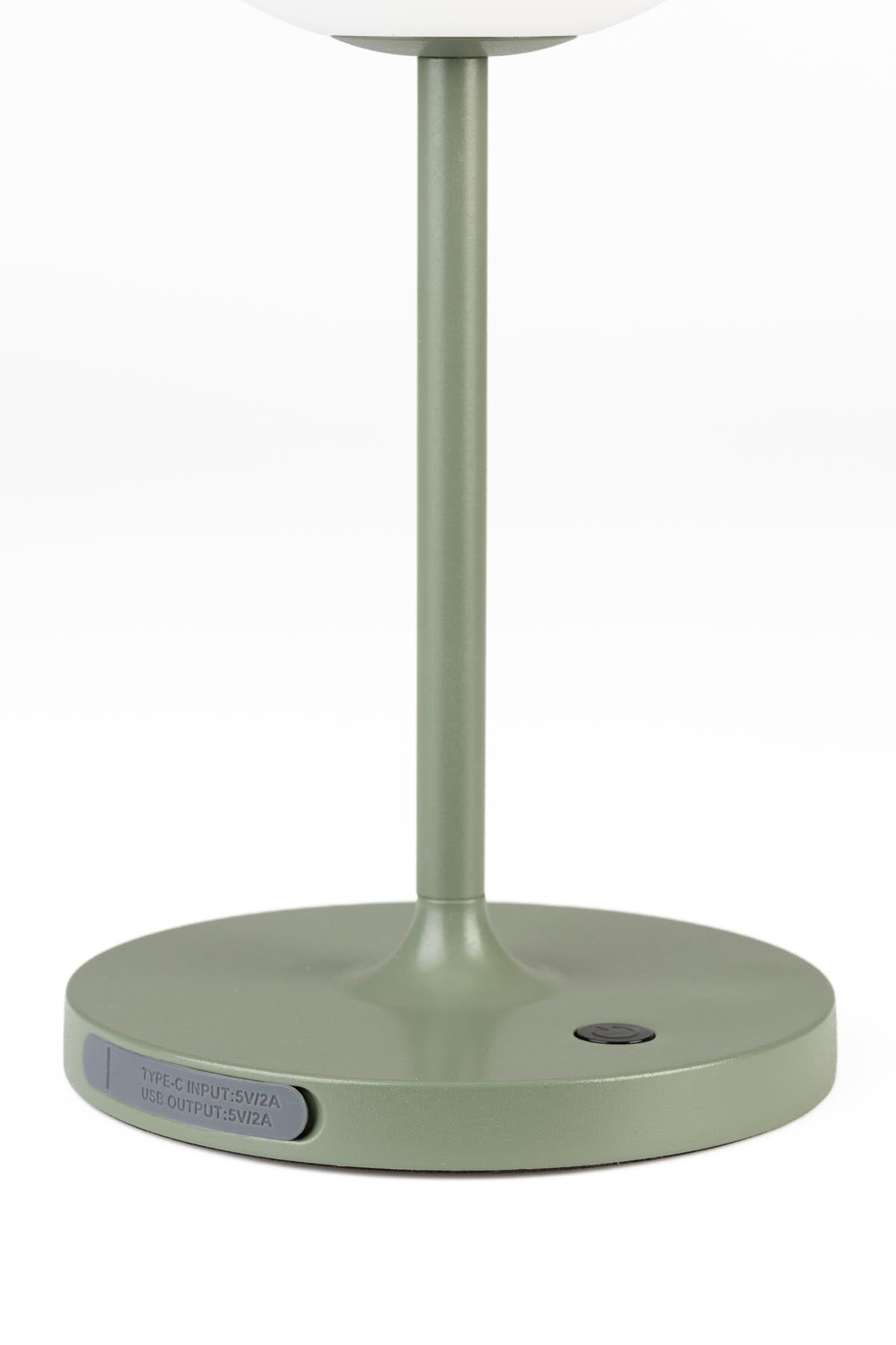 Tischlampe Hub Grün in Green präsentiert im Onlineshop von KAQTU Design AG. Tischleuchte ist von White Label Living