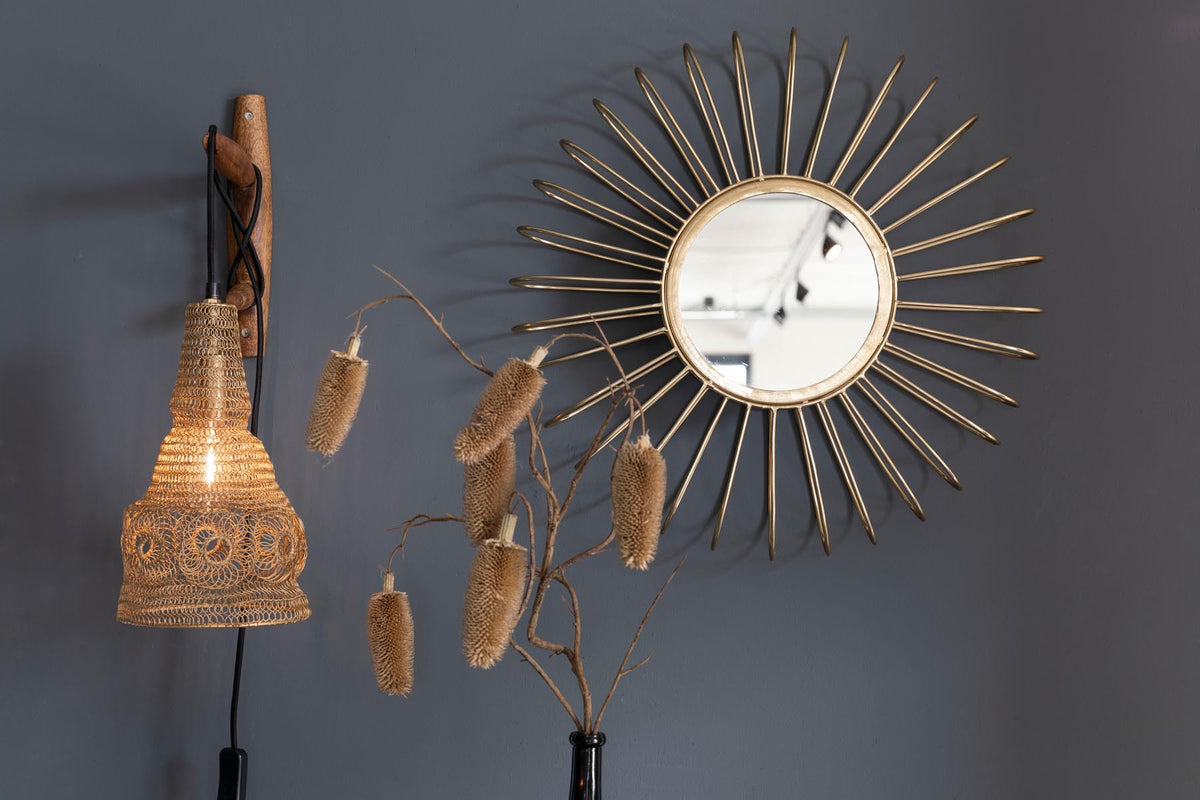 Wandleuchte ALEN in Natur/Gold präsentiert im Onlineshop von KAQTU Design AG. Wandleuchte ist von White Label Living