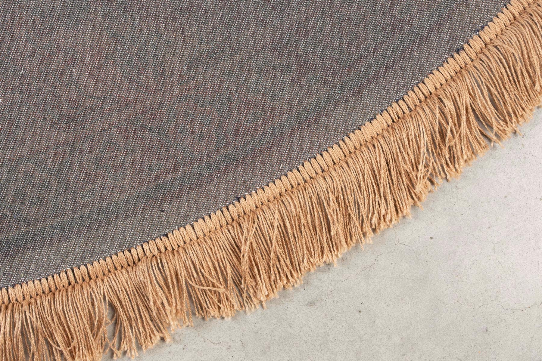 Teppich Raz rund in Grün präsentiert im Onlineshop von KAQTU Design AG. Teppich ist von White Label Living