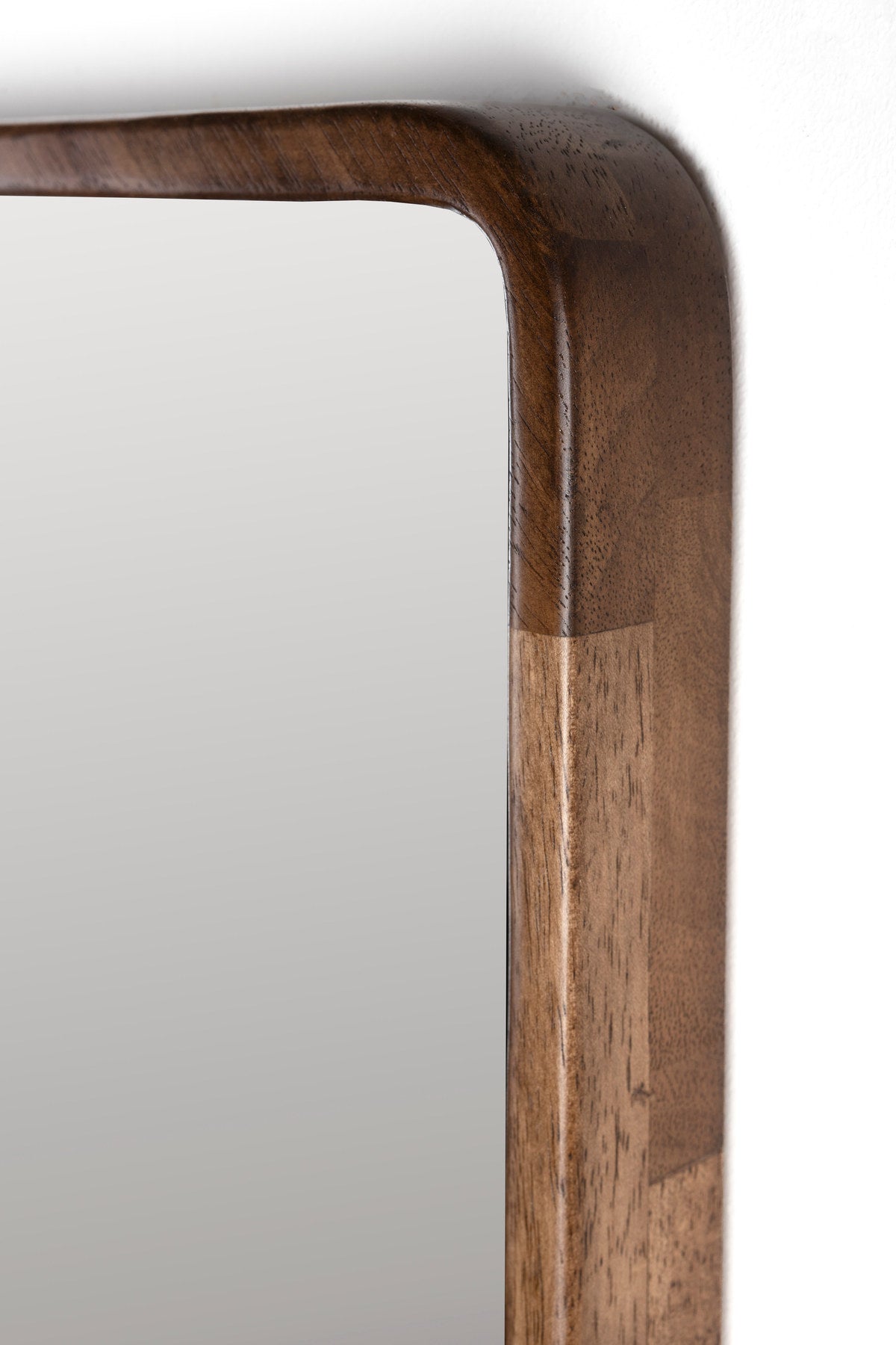 Nyko Spiegel Rechteck L in beige präsentiert im Onlineshop von KAQTU Design AG. Wandspiegel ist von White Label Living