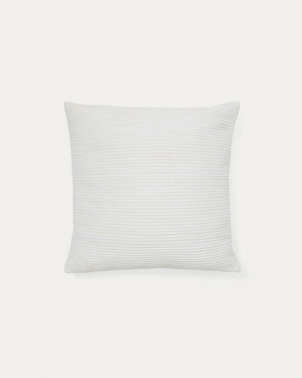 Kissenbezug Minec 100% Baumwolle beige 45 x 45 cm in Weiss präsentiert im Onlineshop von KAQTU Design AG. Deko Kissenbezug ist von Kave Home