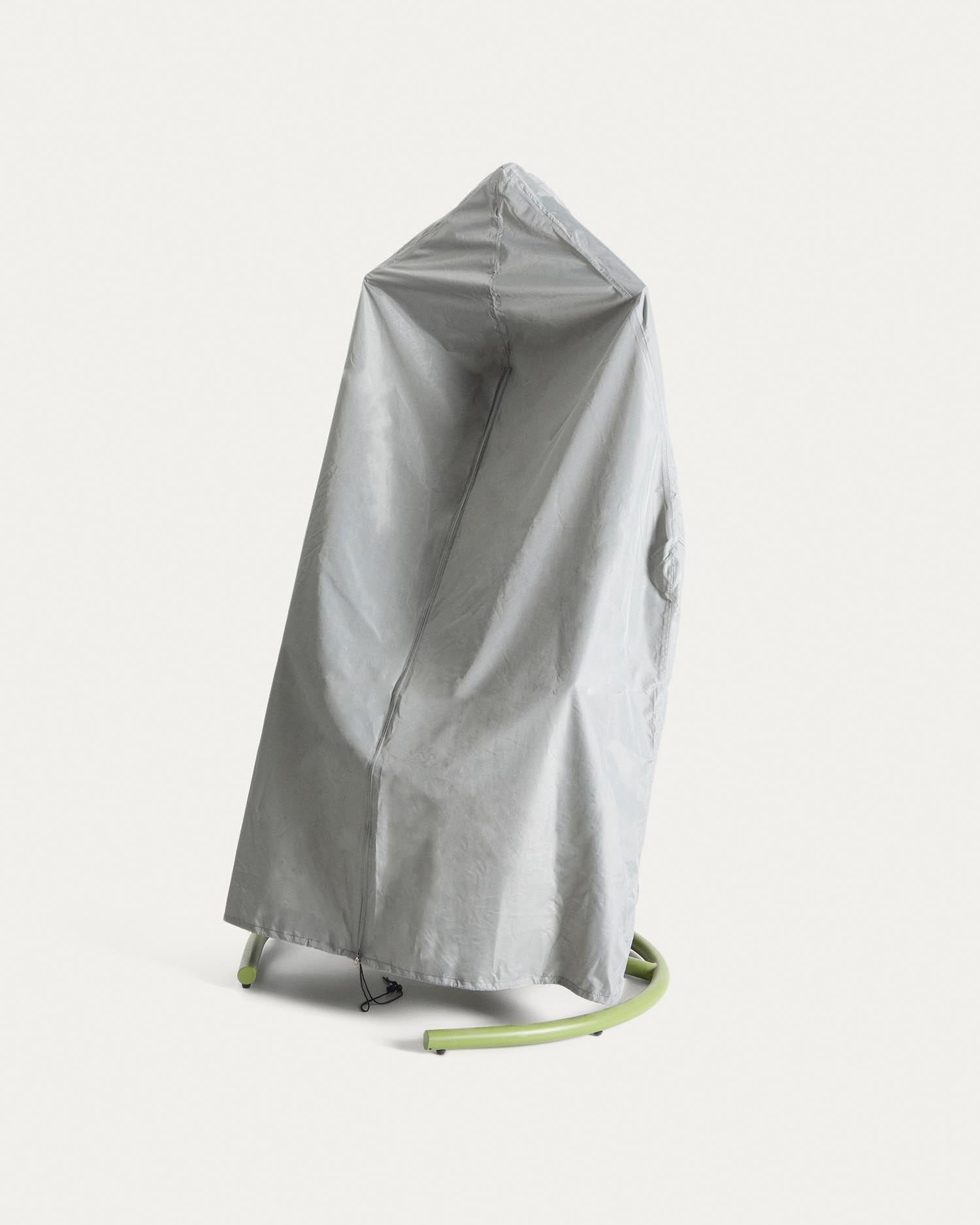 Schutzhülle Iria für Outdoor-Hängesessel max. 110 x 200 cm in Grau präsentiert im Onlineshop von KAQTU Design AG. Gartenmöbelabeckung ist von Kave Home