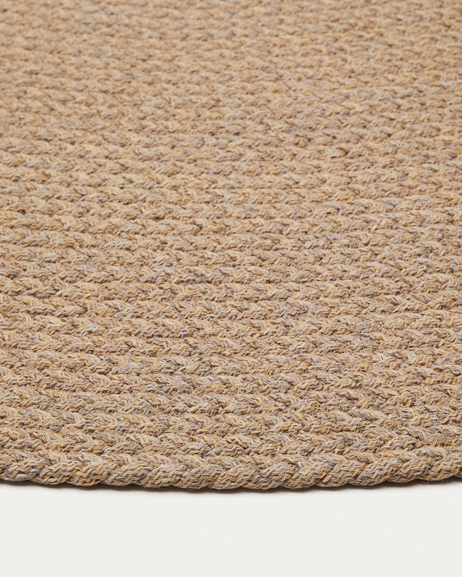 Teppich Despas aus synthetischen Fasern beige Ø150 cm   in Beige präsentiert im Onlineshop von KAQTU Design AG. Teppich ist von Kave Home
