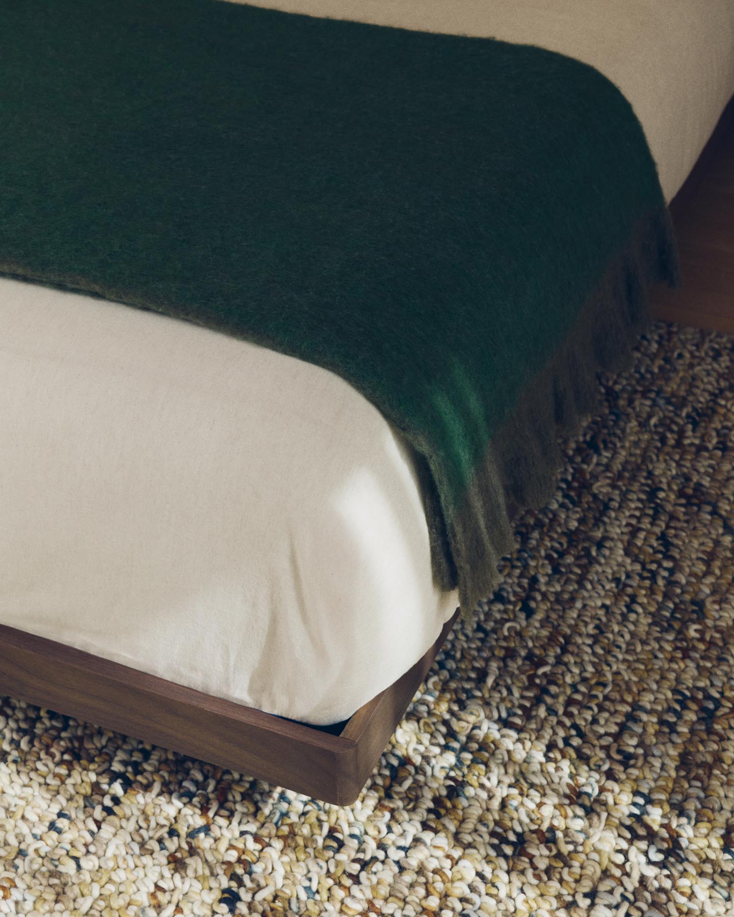 Tagesdecke Zenti aus 100 % Baumwolle mit beidseitigem Zebra-Jacquardmuster für 90/135 Betten in Hellbraun präsentiert im Onlineshop von KAQTU Design AG. Duvet ist von Kave Home