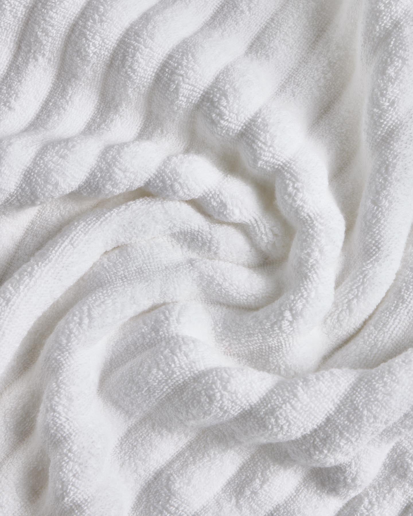 Toilettenhandtuch Navira aus 100 % Baumwolle, weiß, 30 x 50 cm in Weiß präsentiert im Onlineshop von KAQTU Design AG. Handtuch ist von Kave Home