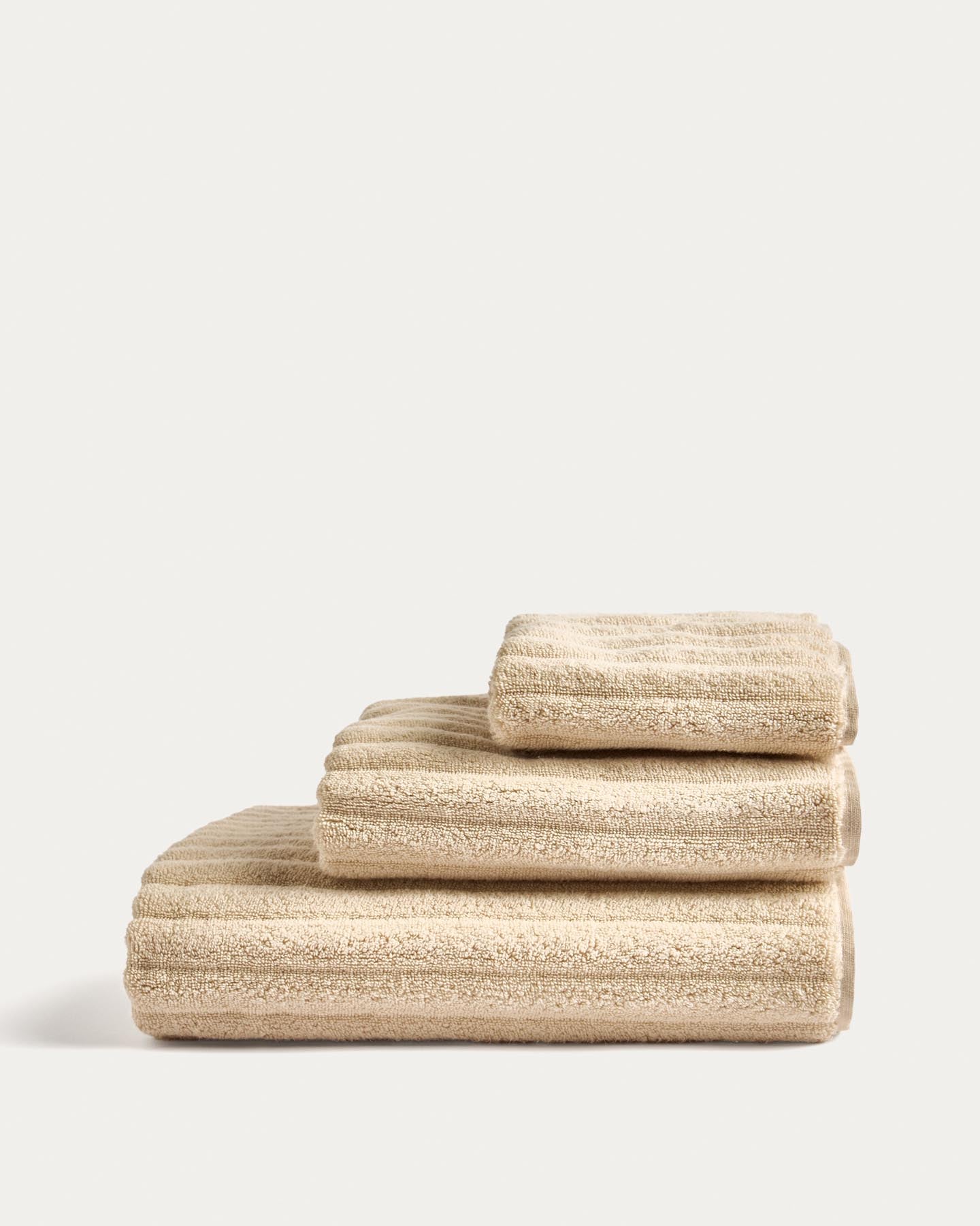 Handtuch Navira aus 100 % Baumwolle, beige, 50 x 90 cm in Beige präsentiert im Onlineshop von KAQTU Design AG. Handtuch ist von Kave Home