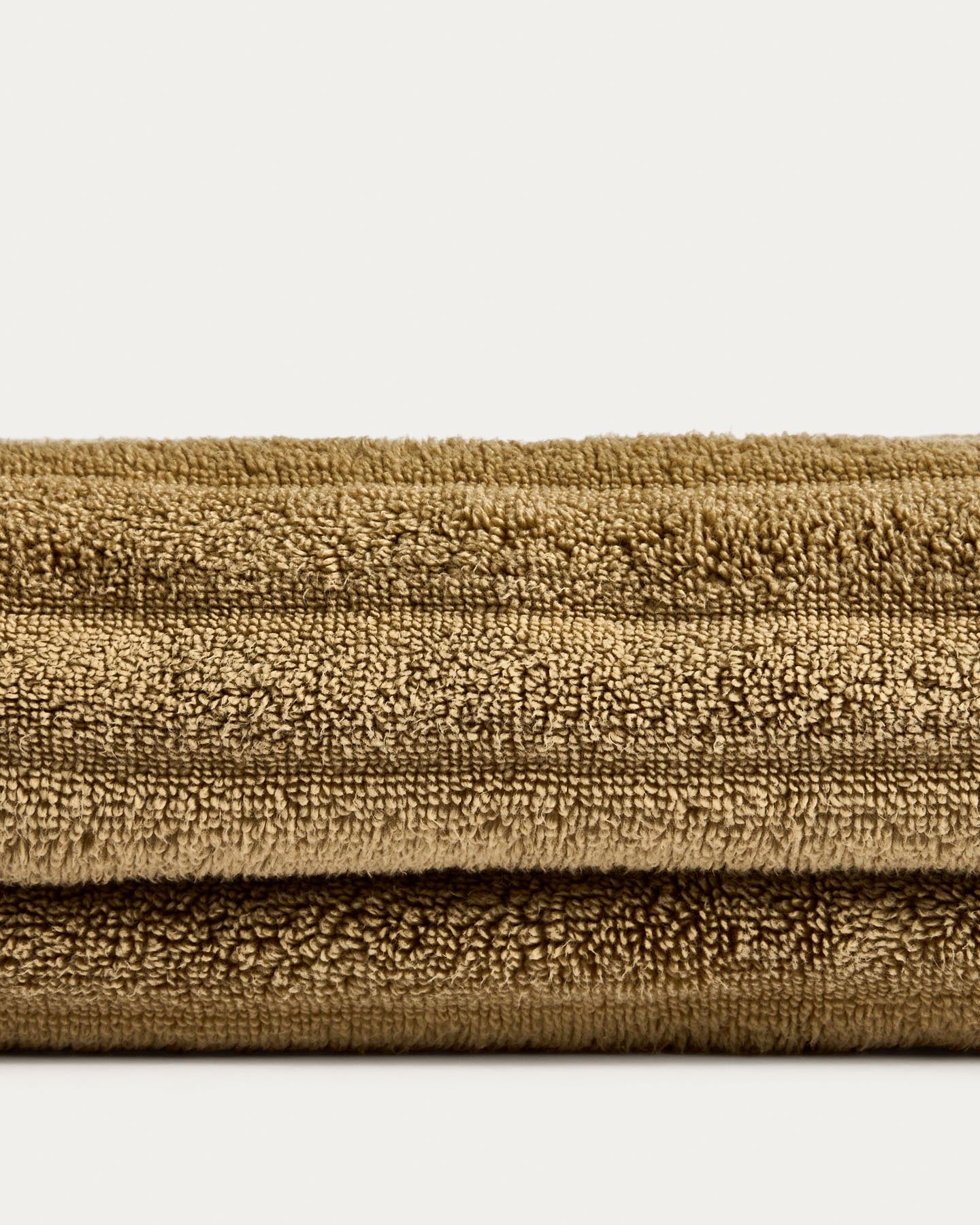 Badetuch Navira aus 100 % Baumwolle, hellgrün, 70 X 140 cm in Hellgrün präsentiert im Onlineshop von KAQTU Design AG. Badetuch ist von Kave Home