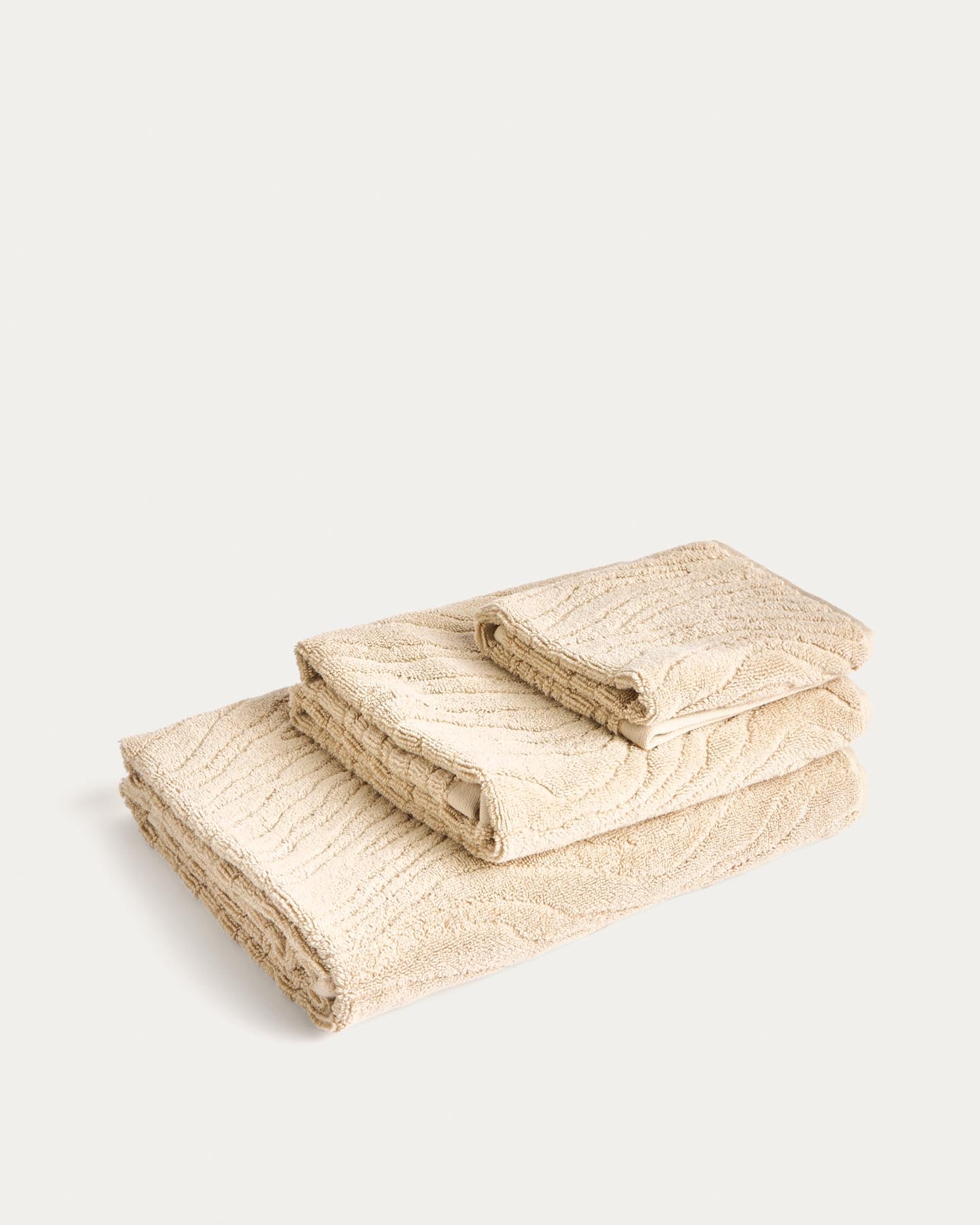 Toilettenhandtuch Dalira aus 100 % Baumwolle mit Jacquard-Zebramuster, beige, 30 x 50 cm in Beige präsentiert im Onlineshop von KAQTU Design AG. Handtuch ist von Kave Home