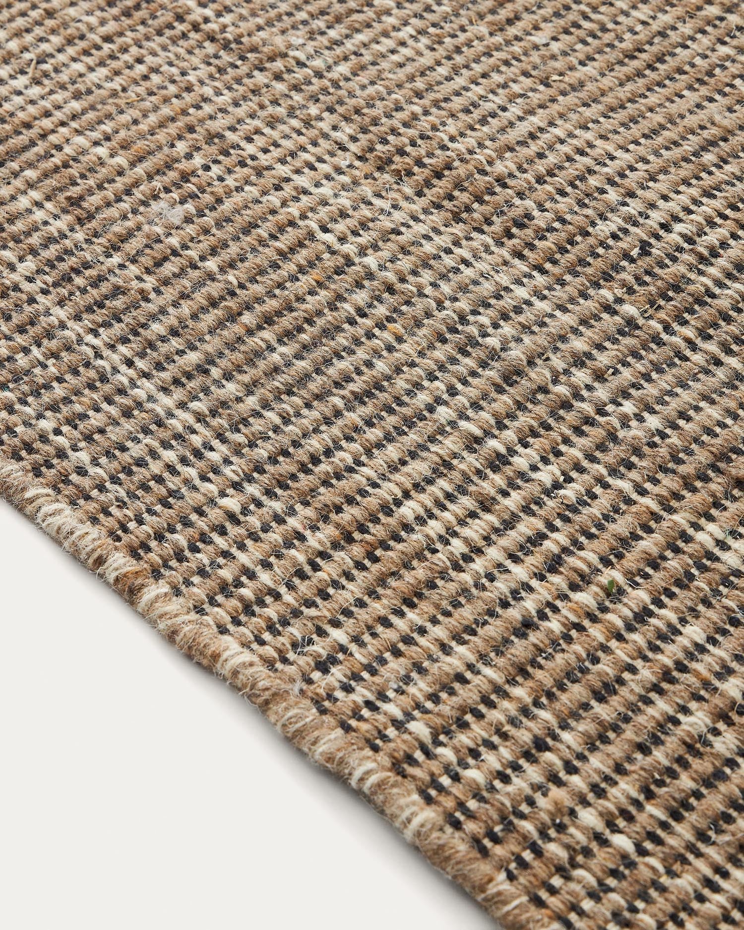 Malenka Teppich, braune Wolle, 200x300 cm, Kave Home. Elegantes Design, ideal für stilvolle und gemütliche Wohnräume.