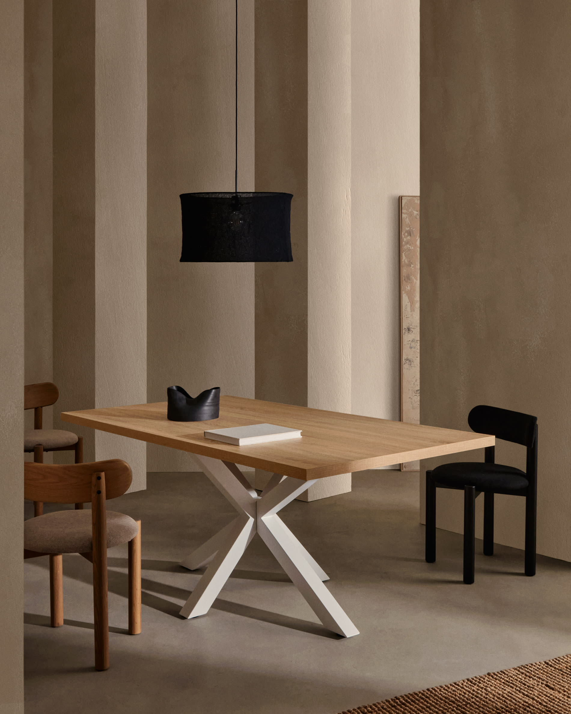 Der Madelin Jute-Teppich (200x300 cm) von Kave Home vereint natürliche Eleganz und umweltfreundliches Design für Ihr Zuhause.