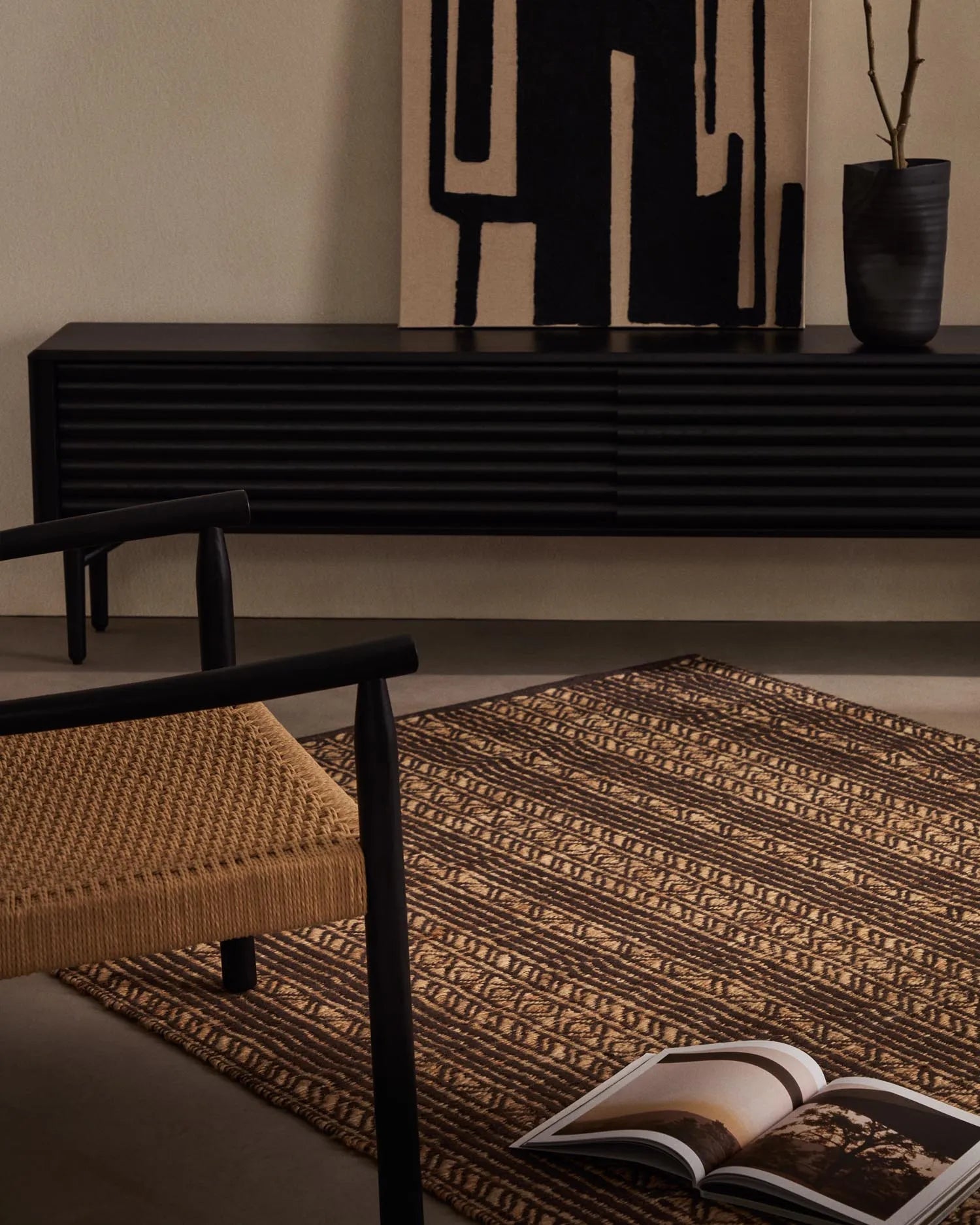 Eleganter Sinta Teppich aus Jute in Jacquard-Design, braun, 200x300 cm, von Kave Home – natürlich und stilvoll.