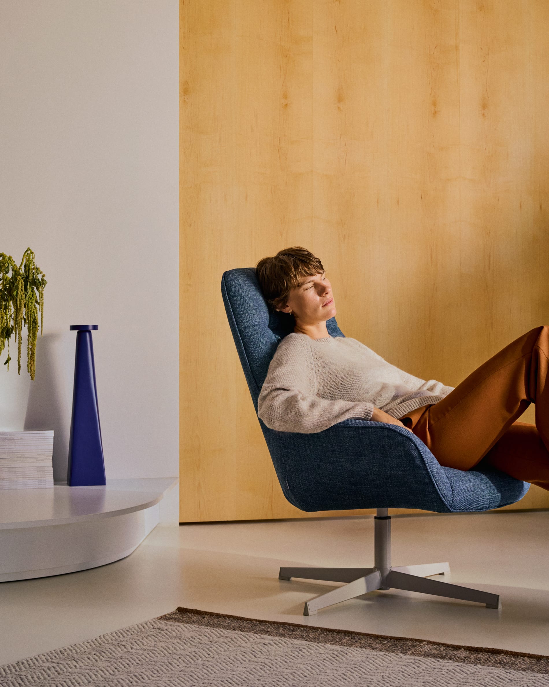 Der Nifelia Jacquard Teppich in Beige (200 x 300 cm) vereint edles Design und Komfort aus hochwertiger Wolle für ein gemütliches Ambiente.