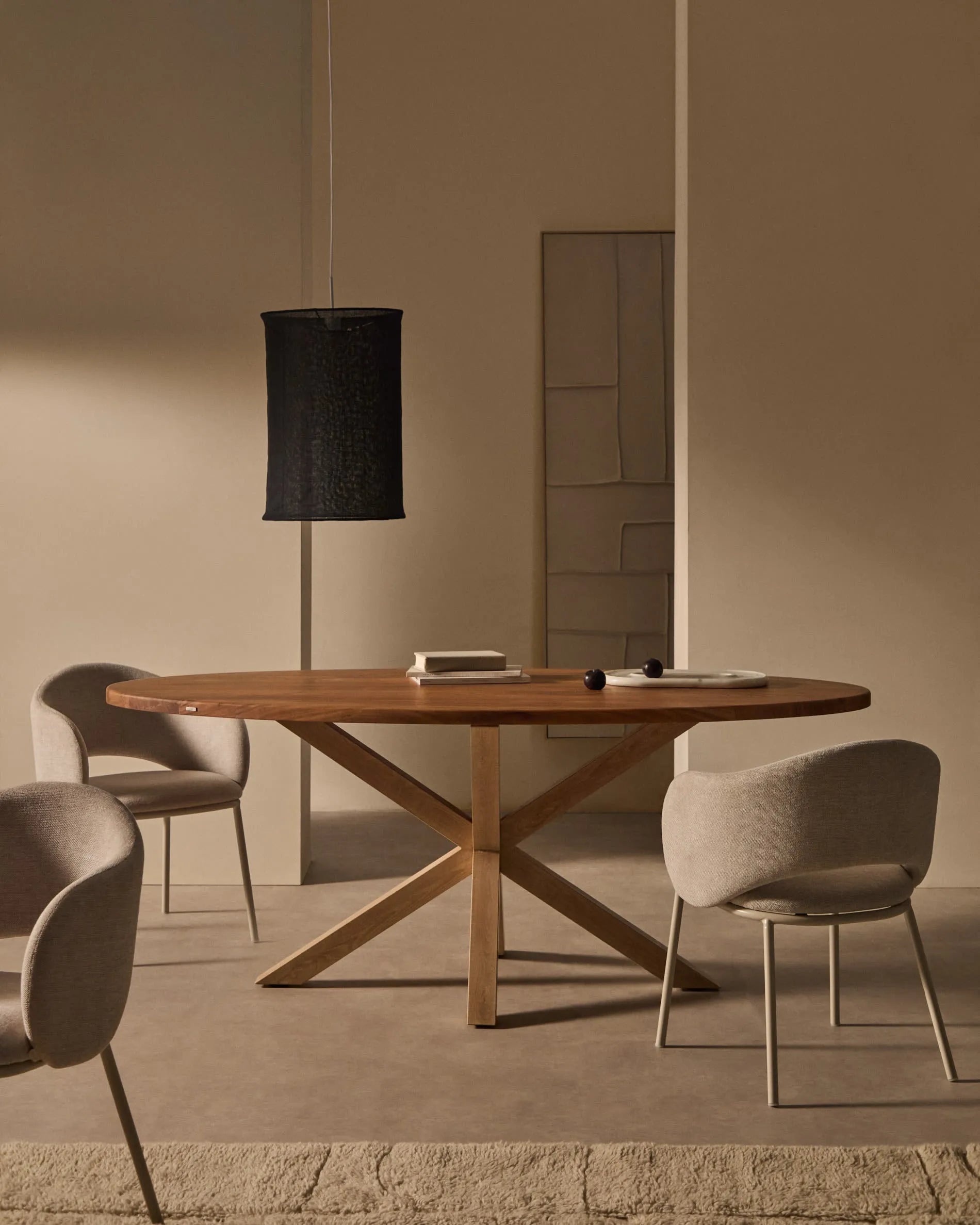 Eleganter Wollteppich Nak Jacquard in Ecru, 200x300 cm, von Kave Home. Perfekt für stilvolle und komfortable Räume.