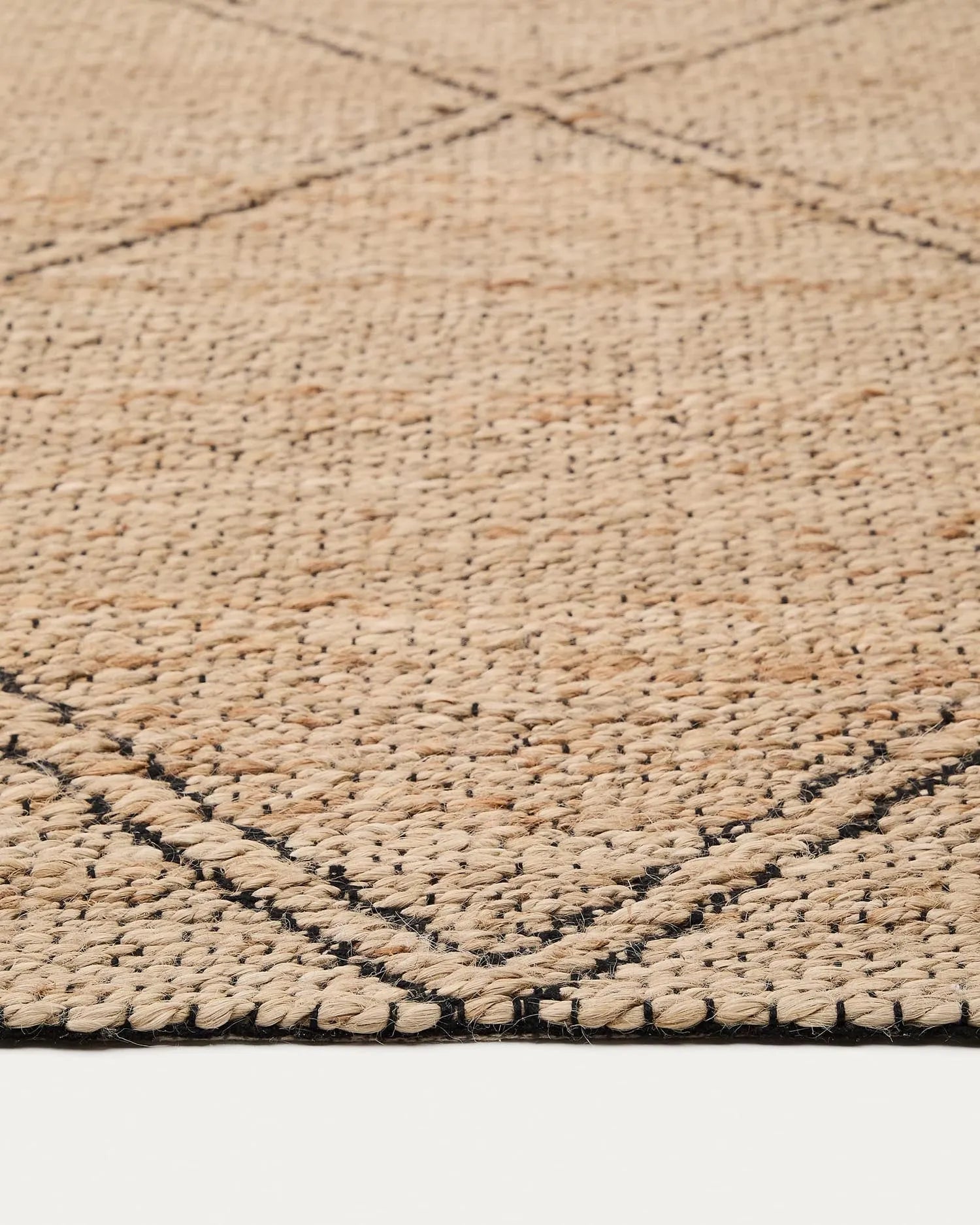 Teppich Vallalta aus Jute 160x230 cm von Kave Home: Stilvoll, umweltfreundlich und perfekt für ein gemütliches Zuhause.