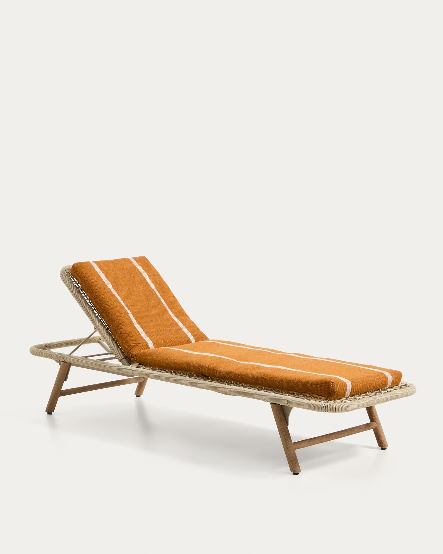 Sonnenliegekissen Daila mit Ikat-Muster 100 % PET orange 50 x 175 cm in Orange präsentiert im Onlineshop von KAQTU Design AG. Sitzkissen ist von Kave Home