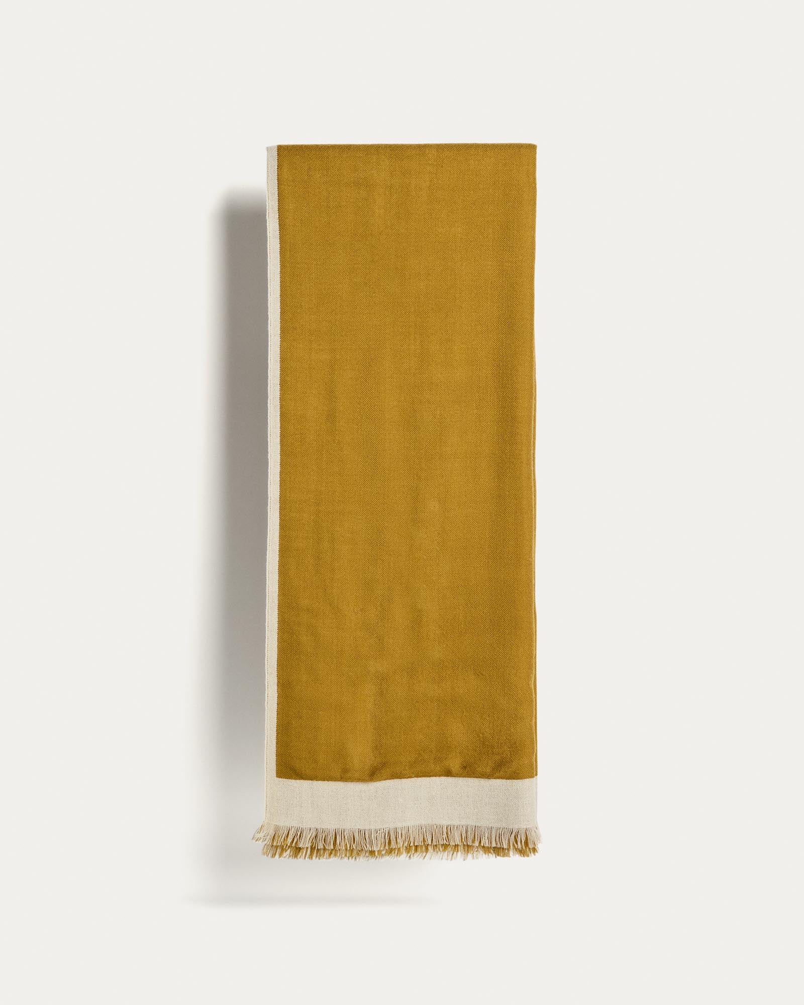 Wendedecke Orlet in Senfgelb und Beige, 130 x 170 cm, aus feiner Wolle, ideal für gemütliche Stunden und stilvolle Akzente im Wohnraum.
