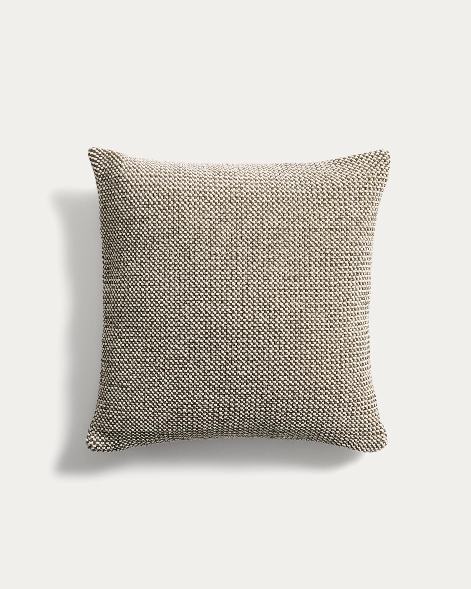 Kissenbezug Narida aus 100 % Baumwolljacquard in Grün, 50 x 50 cm in Grün präsentiert im Onlineshop von KAQTU Design AG. Deko Kissenbezug ist von Kave Home