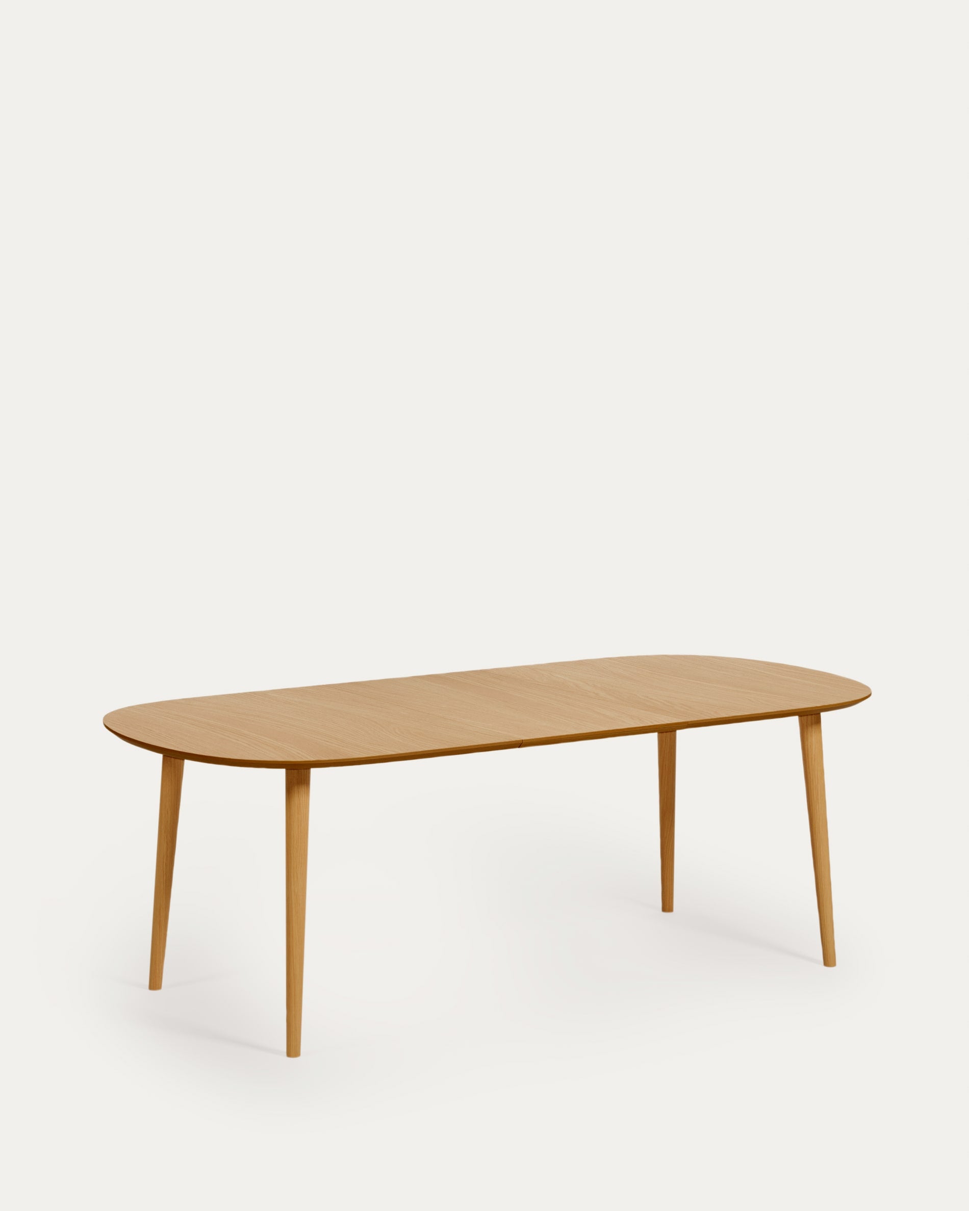 Oqui Ausziehtisch: Stilvoller MDF-Tisch mit Eichenfurnier, 160-260cm.
