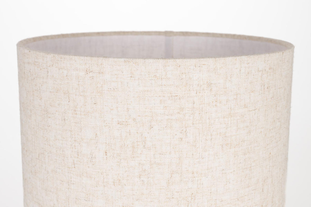 Bibi Tischleuchte in Weiss präsentiert im Onlineshop von KAQTU Design AG. Tischleuchte ist von Zuiver