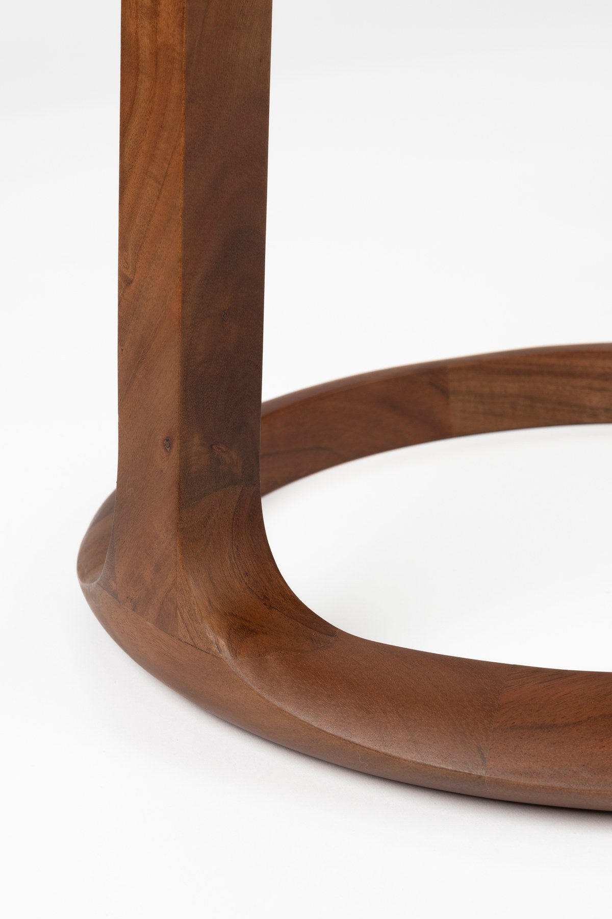 Doppio Beistelltisch in Braun präsentiert im Onlineshop von KAQTU Design AG. Beistelltisch ist von Zuiver