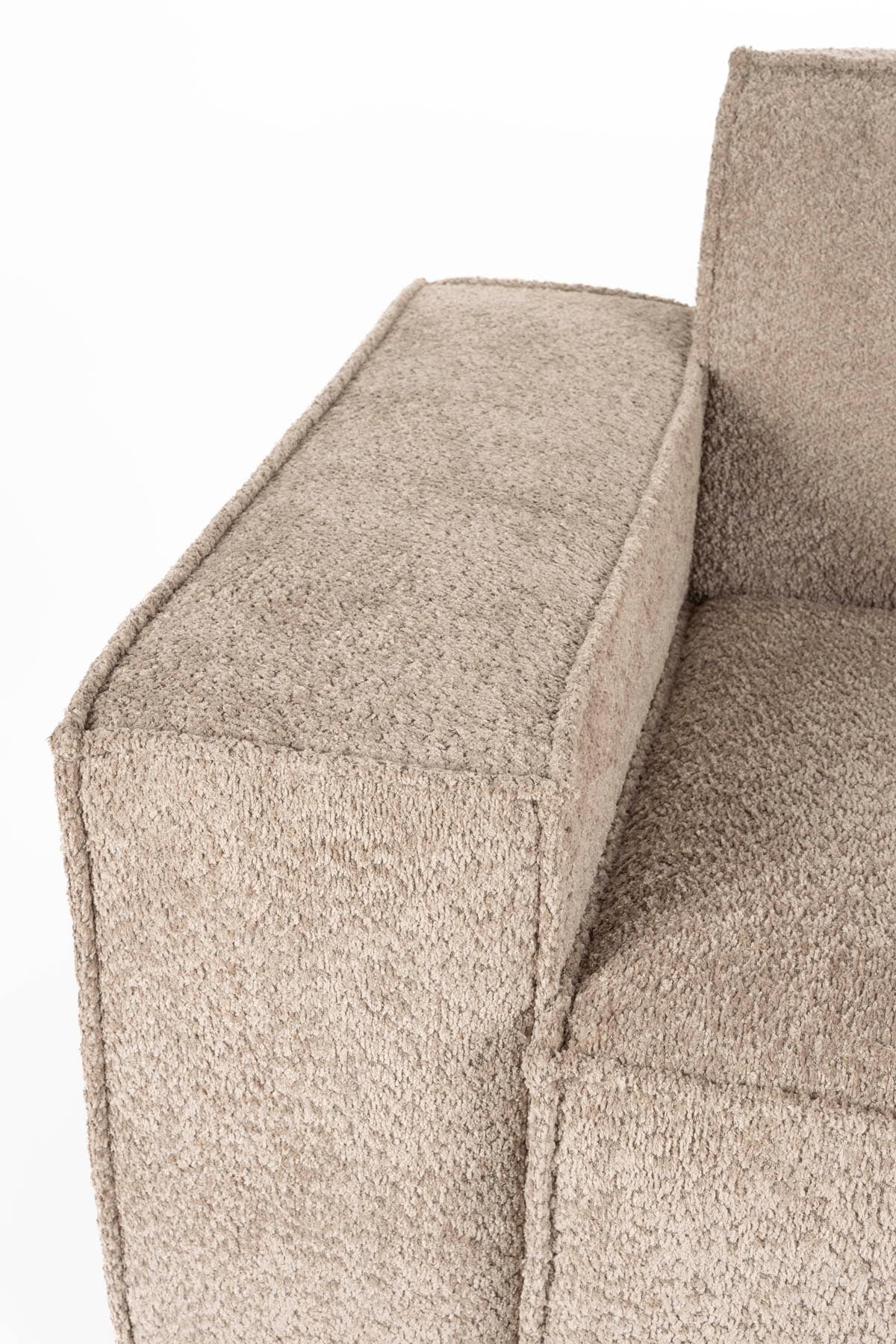 James Sofa 3 Sitzer in Beige präsentiert im Onlineshop von KAQTU Design AG. 3er Sofa ist von Zuiver