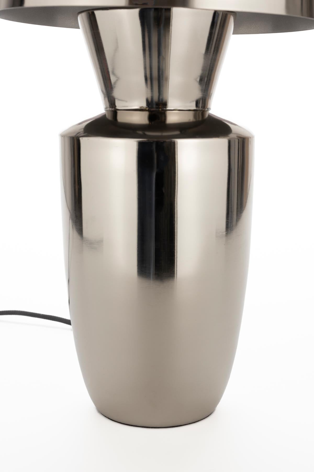 Tischlampe Classy in Silber präsentiert im Onlineshop von KAQTU Design AG. Tischleuchte ist von Zuiver