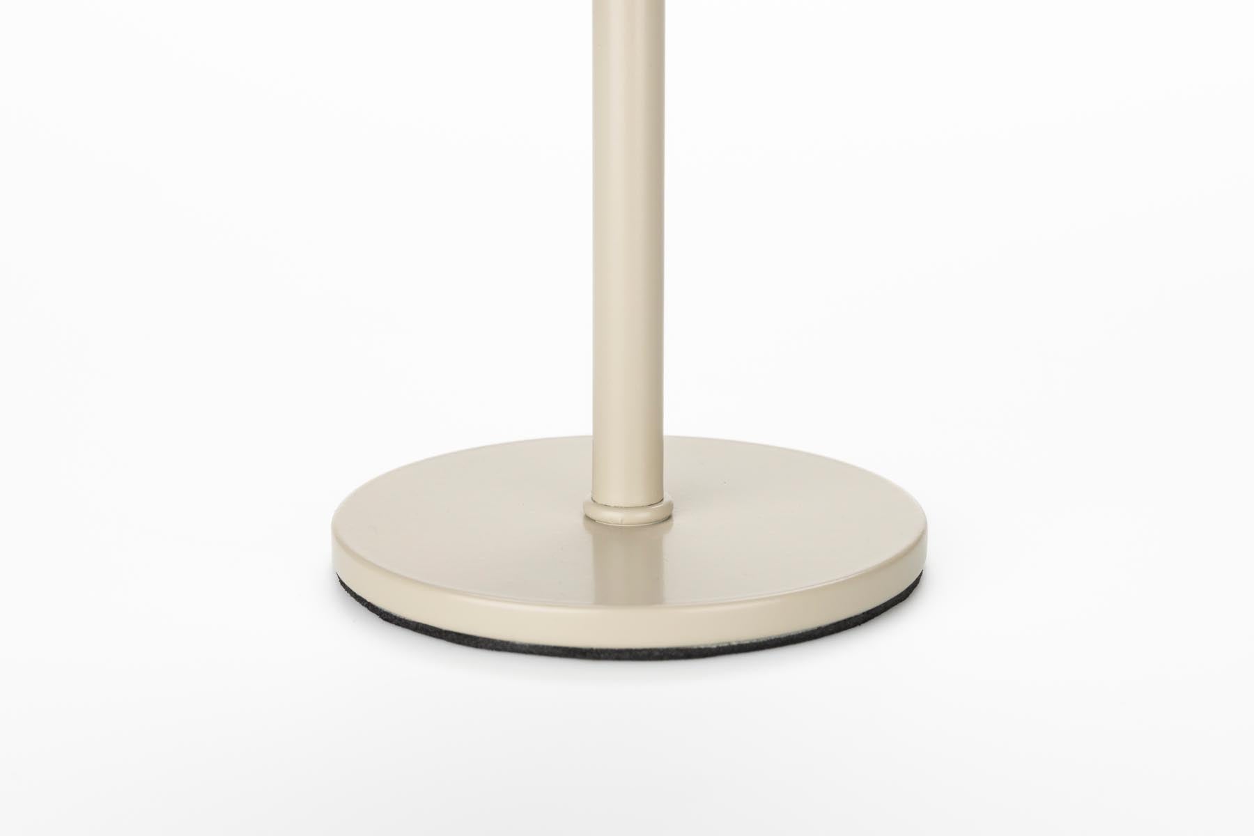 Tischlampe Mini in Beige präsentiert im Onlineshop von KAQTU Design AG. Tischleuchte ist von Zuiver