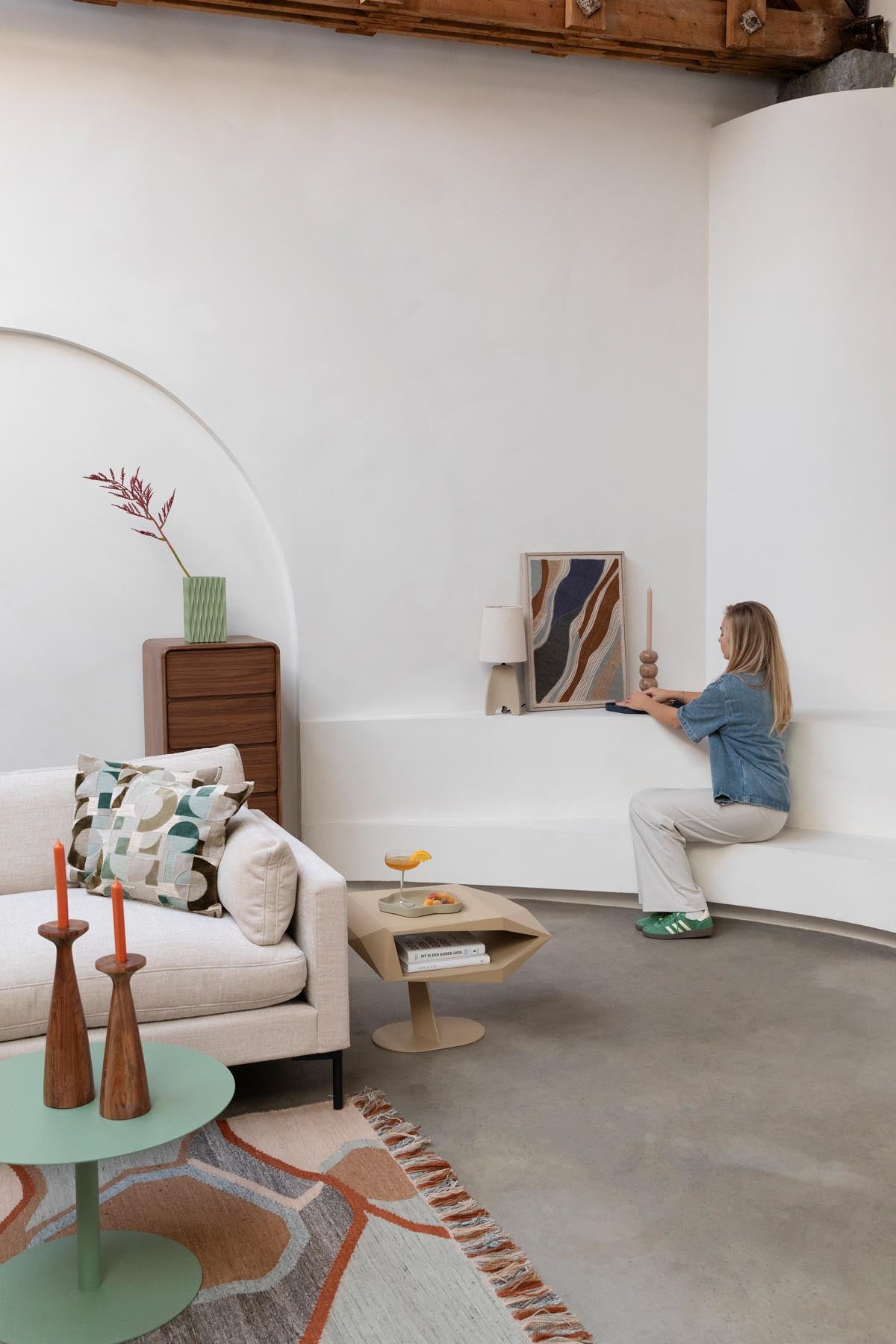 Beistelltisch North in Schwarz präsentiert im Onlineshop von KAQTU Design AG. Couchtisch ist von Zuiver