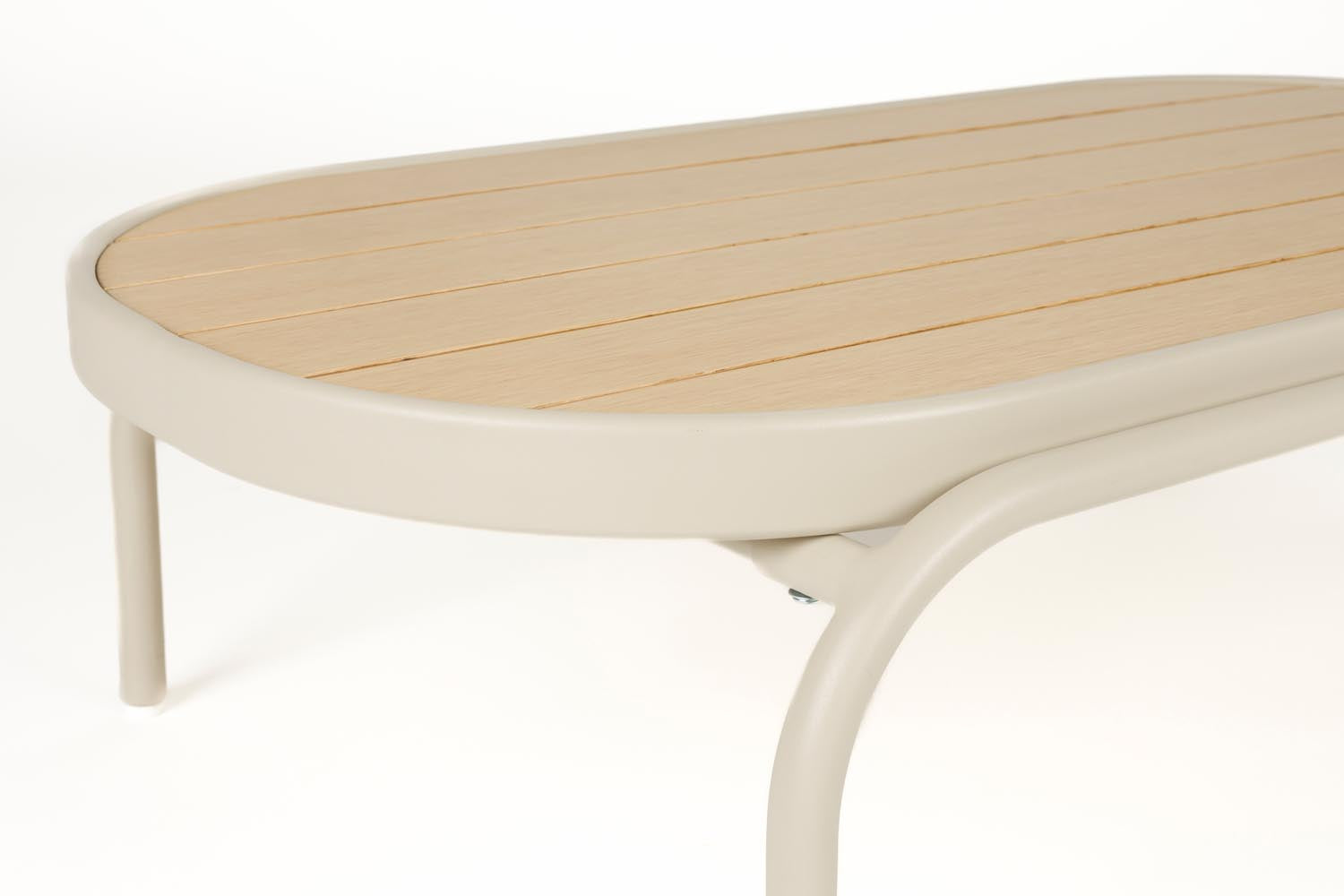 Moderner Zuiver Vista Loungetisch, ideal für den Außenbereich, wetterbeständig und stilvoll für Ihre Terrasse.
