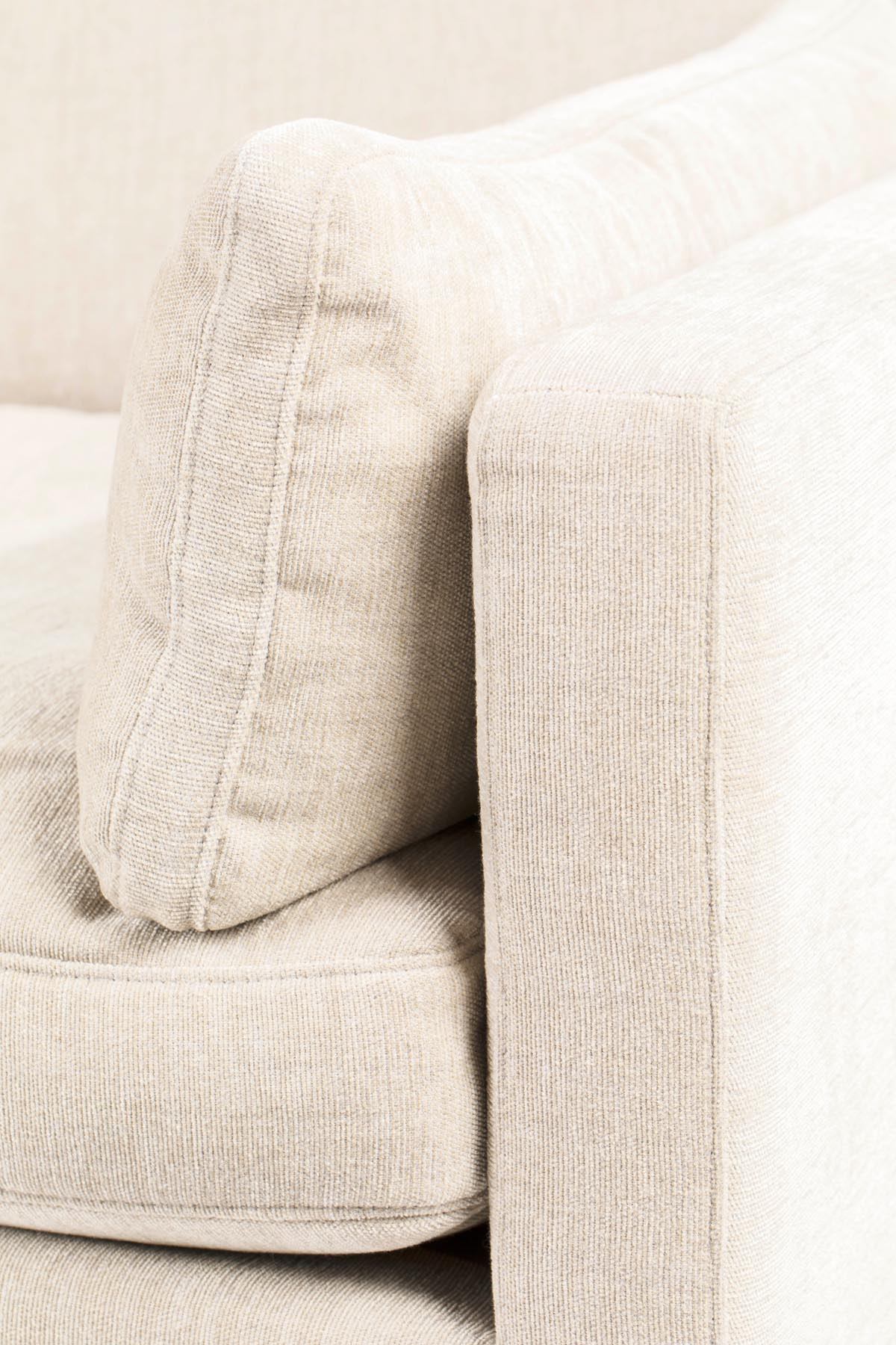 Summer Sofa 4,5-Sitzer in Creme präsentiert im Onlineshop von KAQTU Design AG. 4er Sofa ist von Zuiver