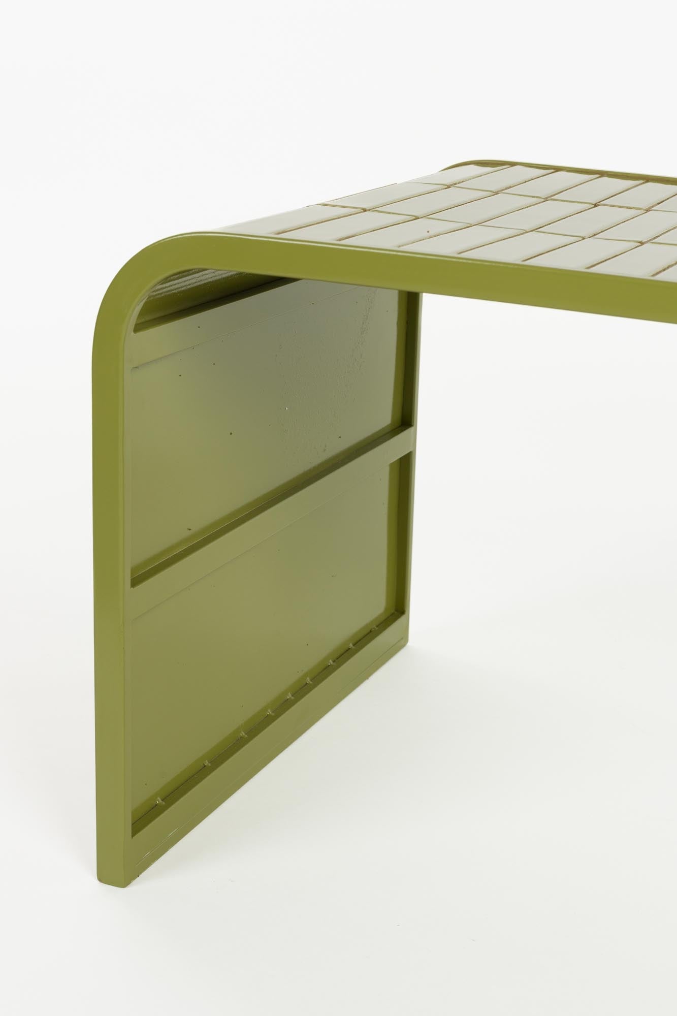 Sofatisch Tiles in Grün präsentiert im Onlineshop von KAQTU Design AG. Beistelltisch ist von Zuiver