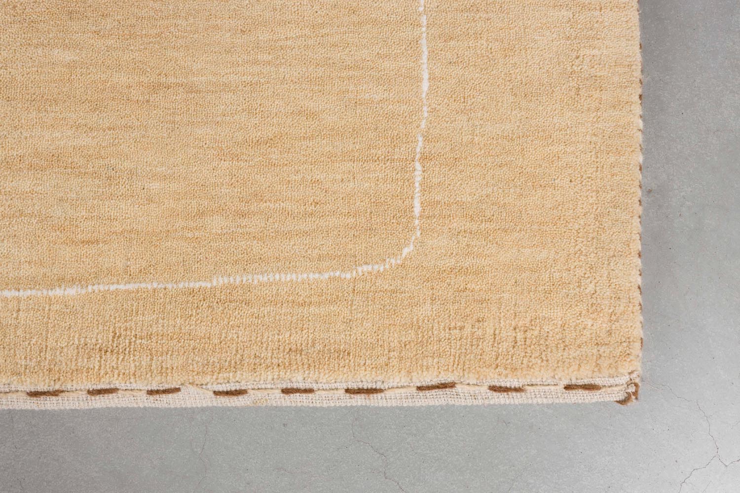 Teppich Doodle 160X230 in Beige präsentiert im Onlineshop von KAQTU Design AG. Teppich ist von Zuiver