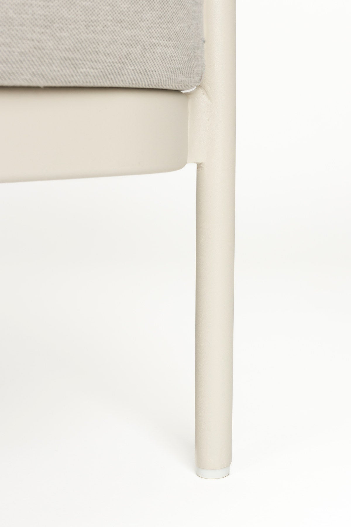 Outdoor-Set Vista + Sofatisch Vista in beige präsentiert im Onlineshop von KAQTU Design AG. Loungeset ist von Zuiver