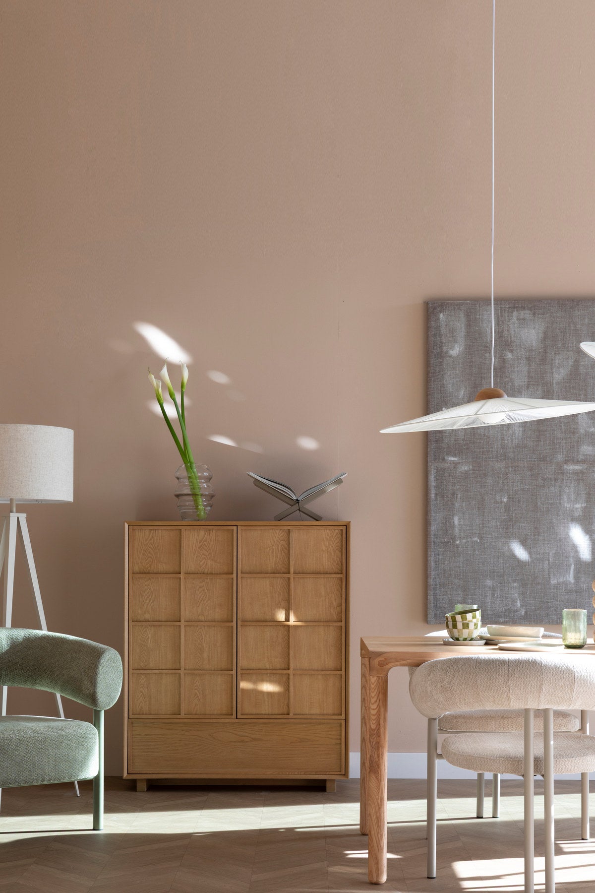 Cabinet Raster in Natur präsentiert im Onlineshop von KAQTU Design AG. Cabinet ist von Zuiver